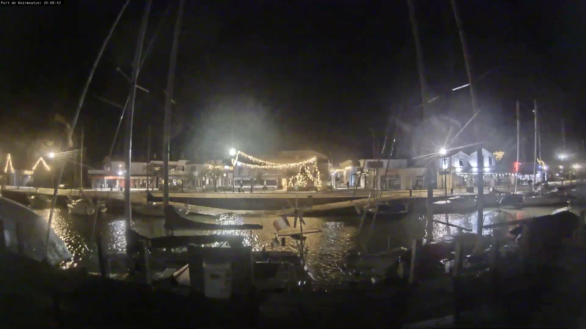 Noirmoutier-en-l'lle Village Live Cam - Les Sables-d'Olonne, Vendée, Pays de la Loire, France