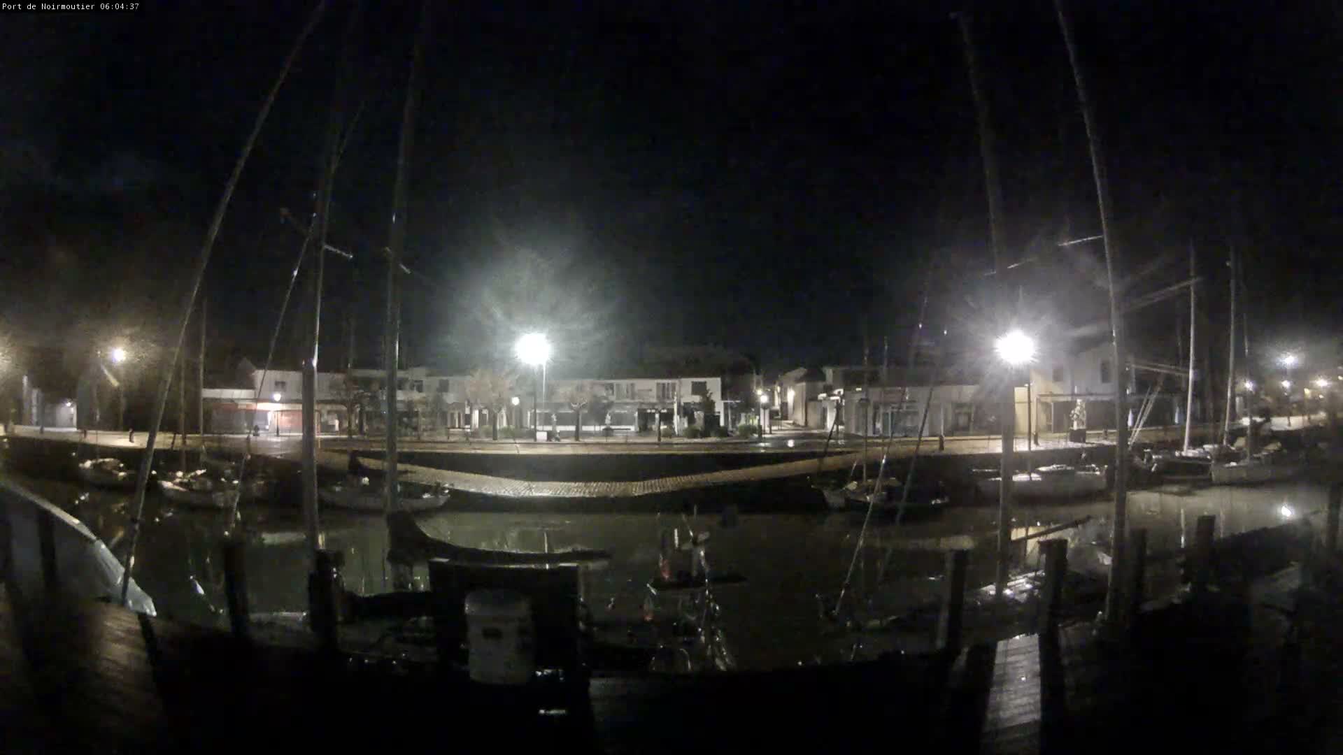 Noirmoutier-en-l'lle Village Live Cam - Les Sables-d'Olonne, Vendée, Pays de la Loire, France