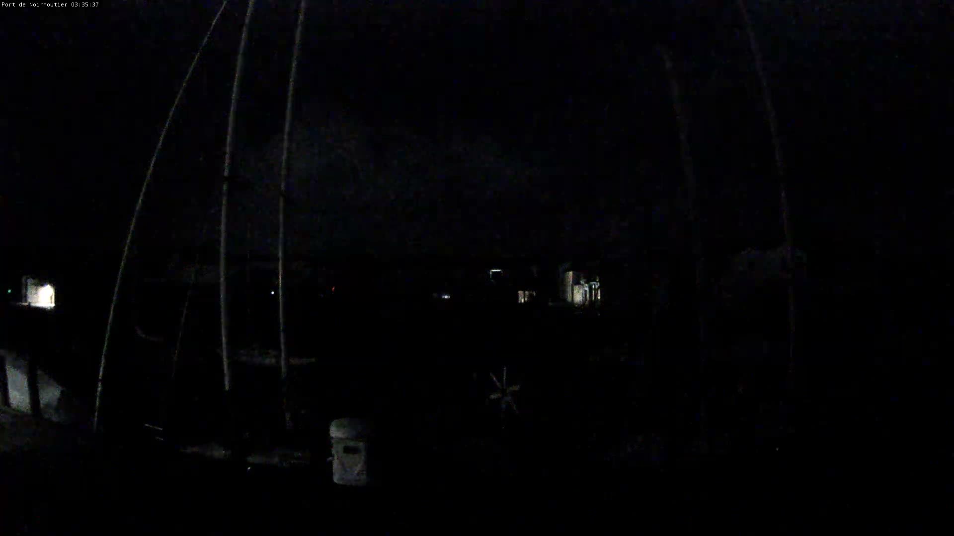 Noirmoutier-en-l'lle Village Live Cam - Les Sables-d'Olonne, Vendée, Pays de la Loire, France