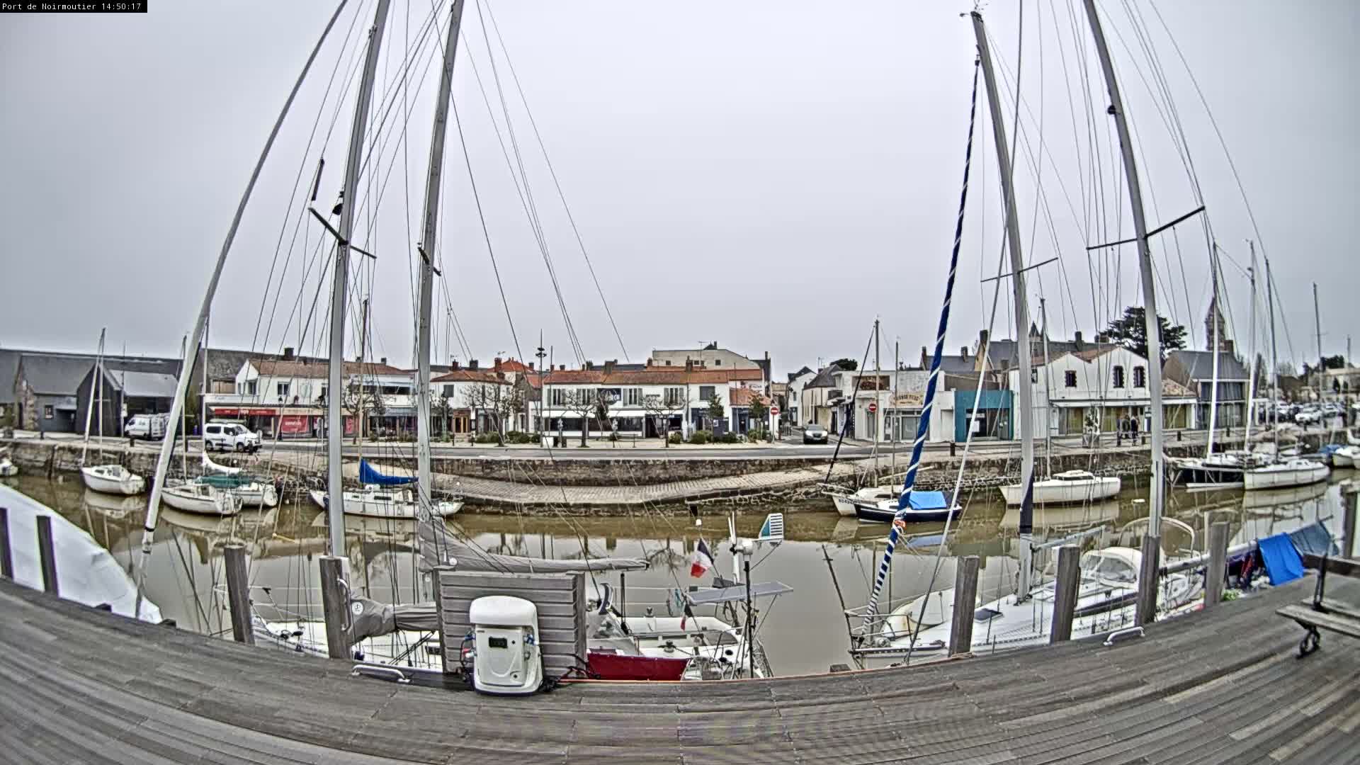 Noirmoutier-en-l'lle Village Live Cam - Les Sables-d'Olonne, Vendée, Pays de la Loire, France