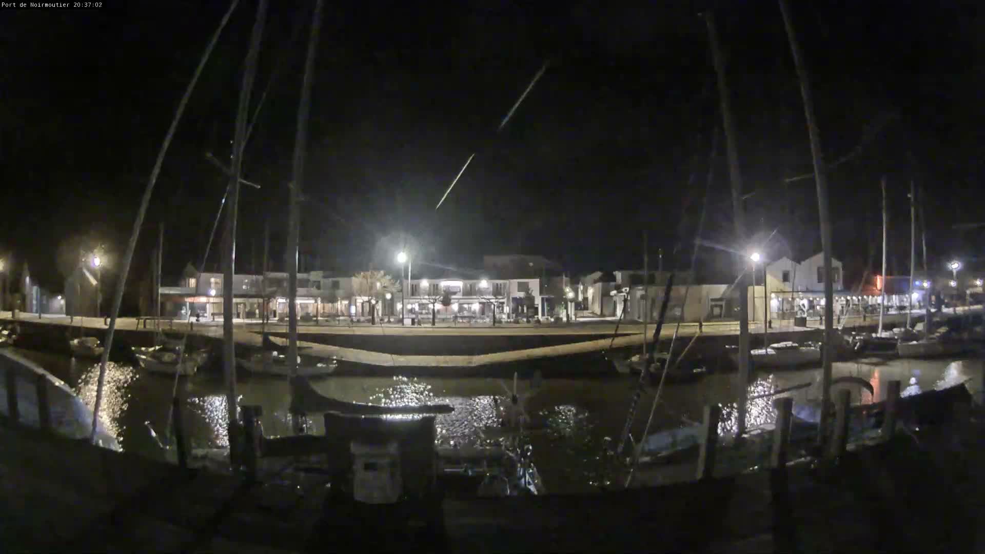 Noirmoutier-en-l'lle Village Live Cam - Les Sables-d'Olonne, Vendée, Pays de la Loire, France
