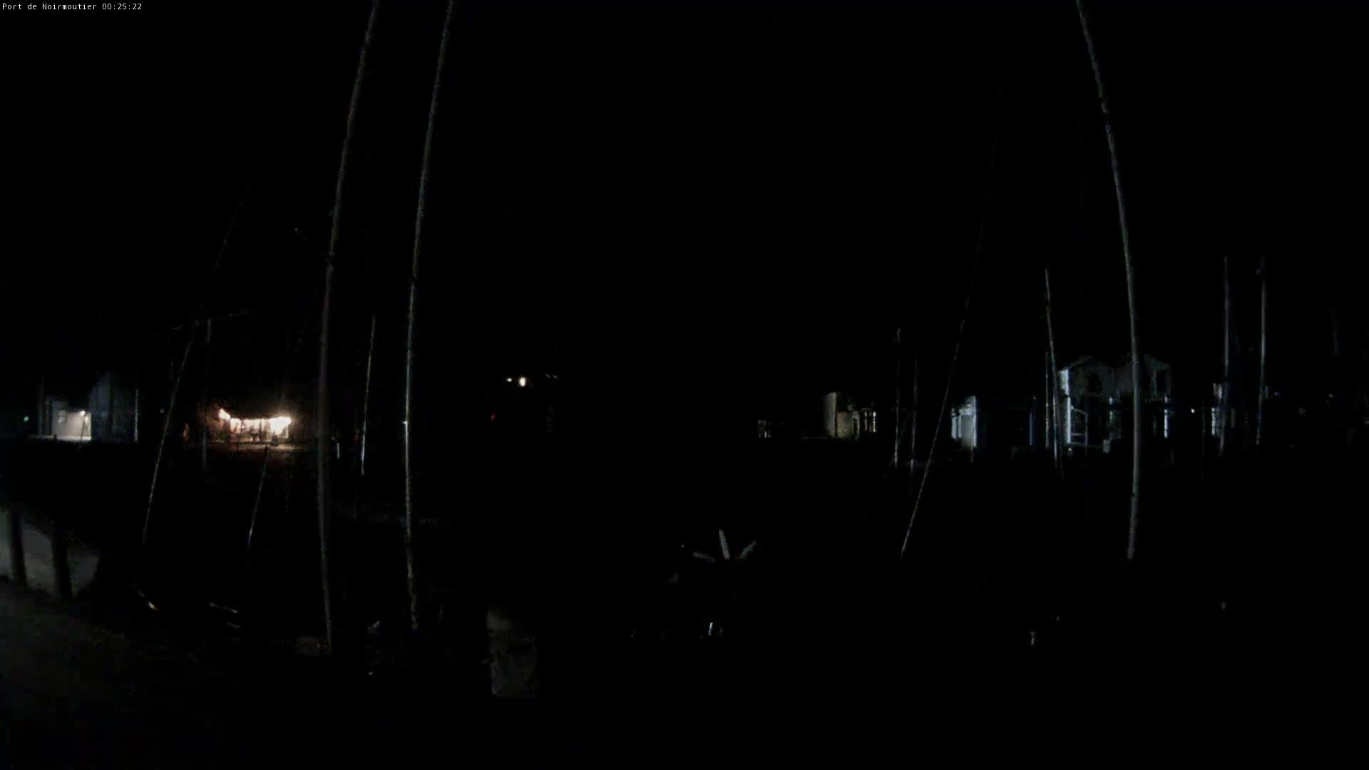Noirmoutier-en-l'lle Village Live Cam - Les Sables-d'Olonne, Vendée, Pays de la Loire, France