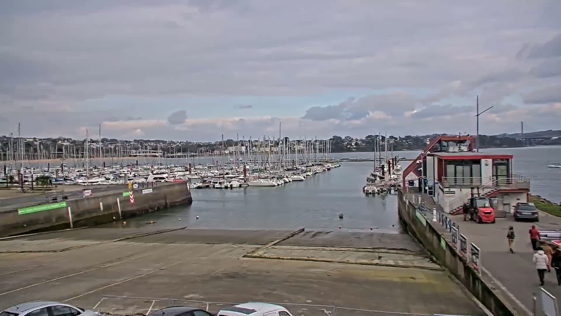 Guipavas, Marina du Moulin Blanc Marina Live Cam - Brest, Finistère, Bretagne, France