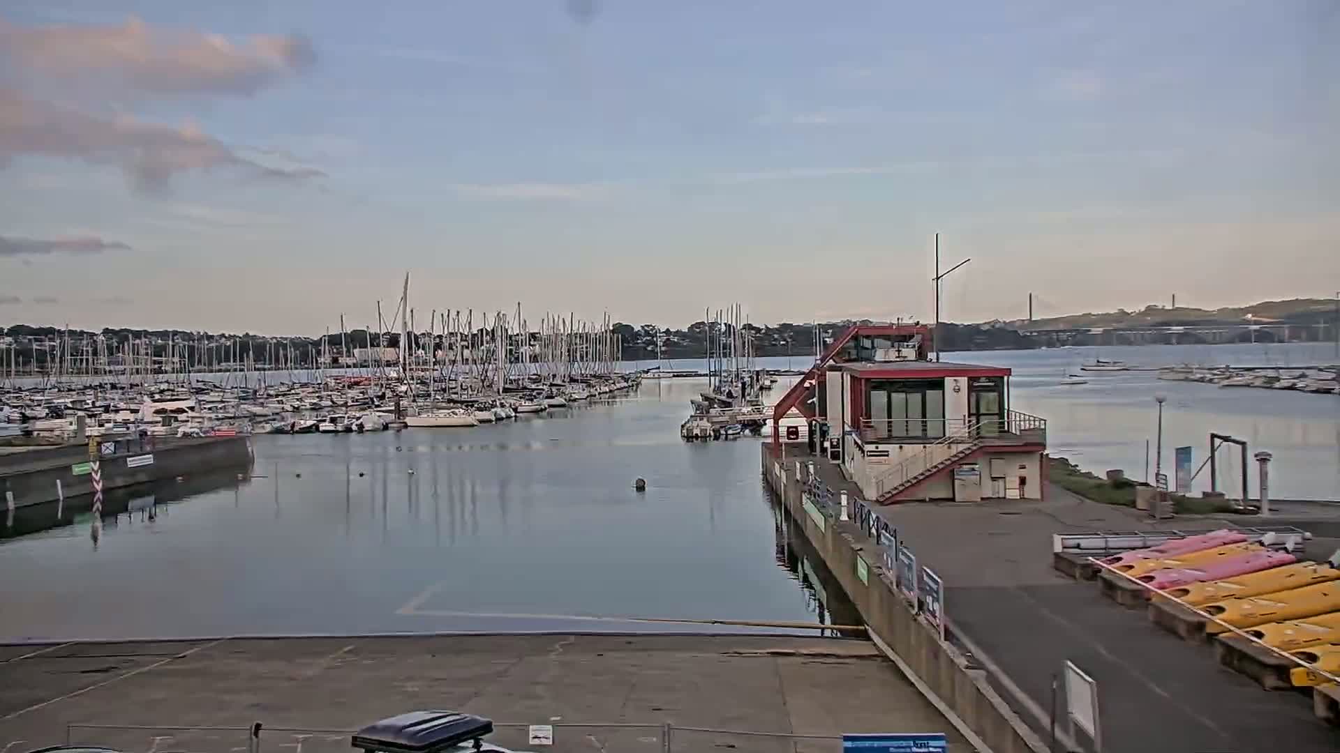 Guipavas, Marina du Moulin Blanc Marina Live Cam - Brest, Finistère, Bretagne, France