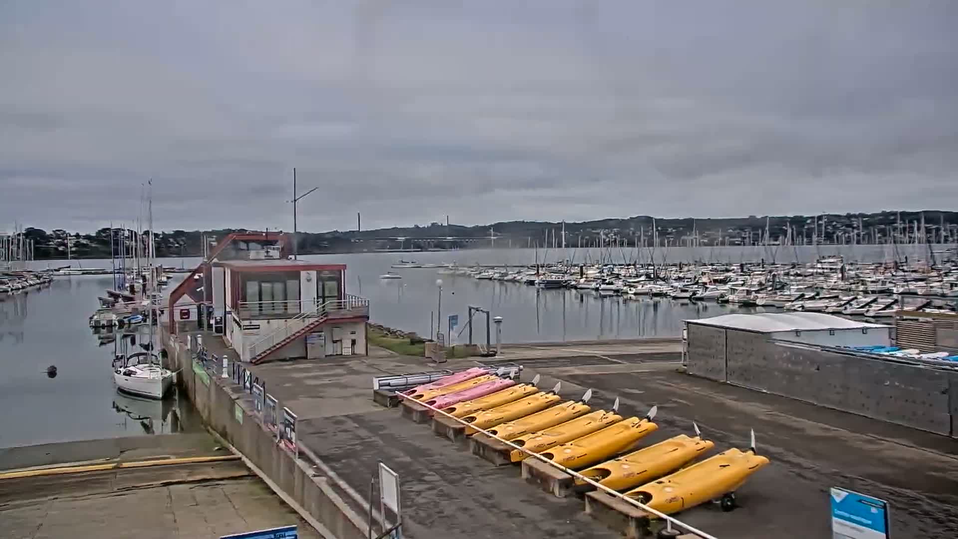 Guipavas, Marina du Moulin Blanc Marina Live Cam - Brest, Finistère, Bretagne, France