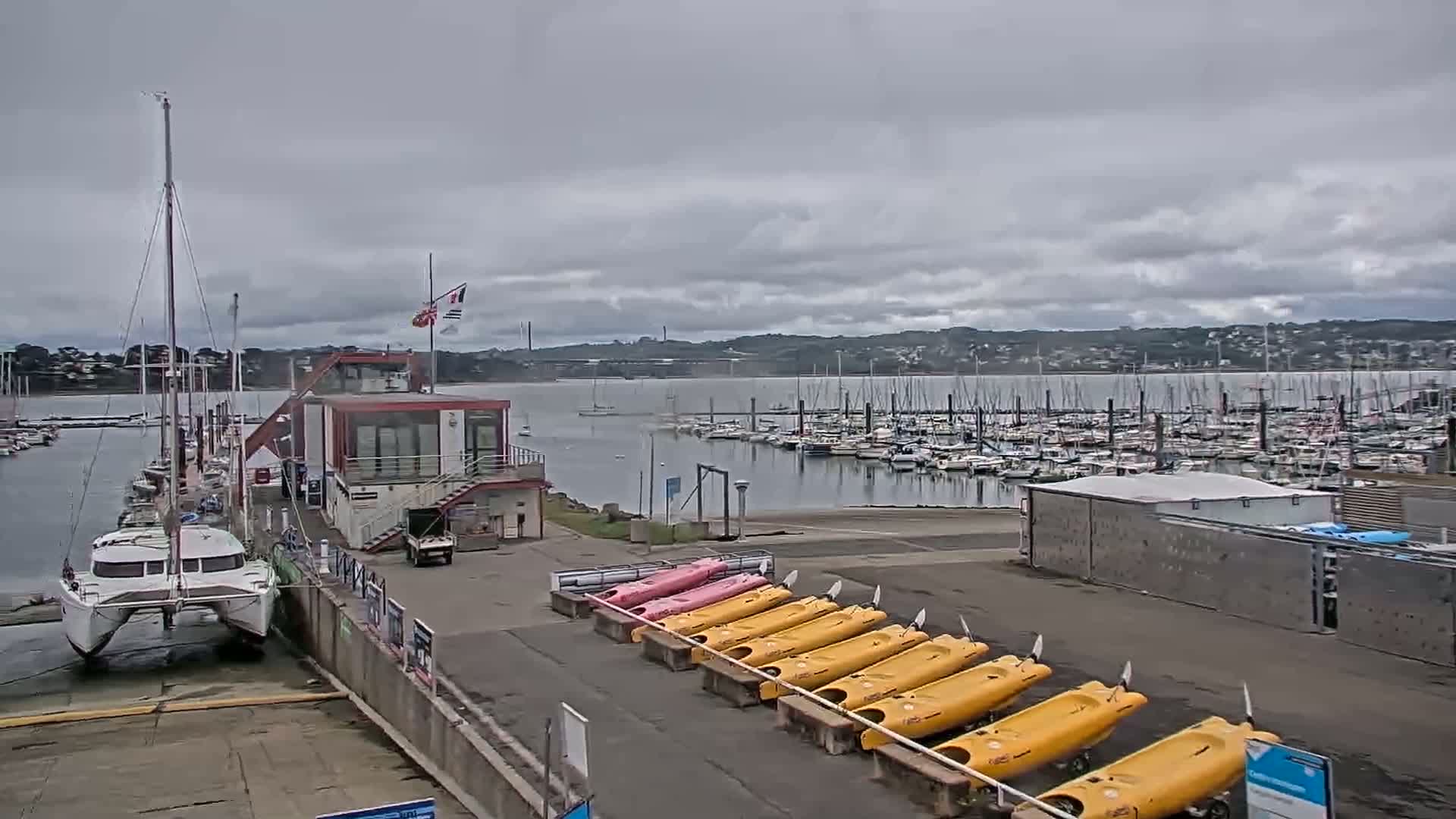 Guipavas, Marina du Moulin Blanc Marina Live Cam - Brest, Finistère, Bretagne, France