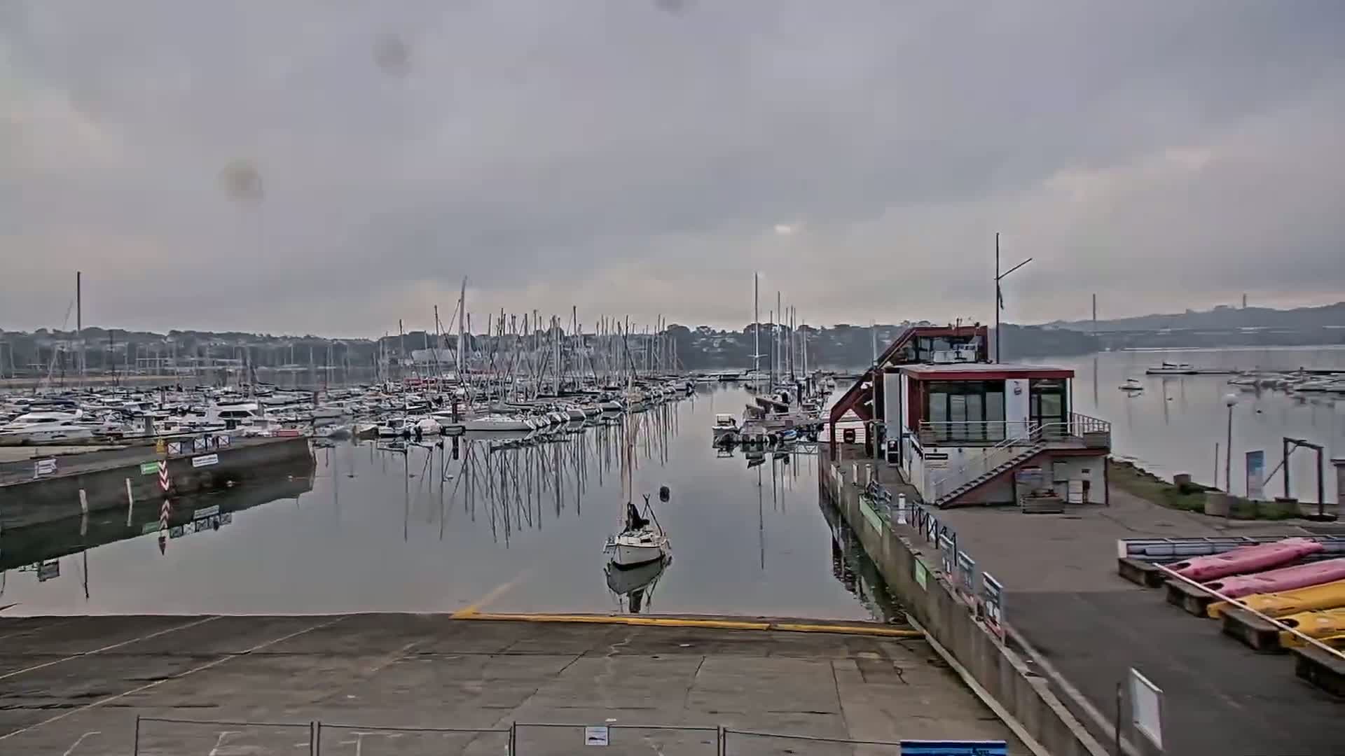 Guipavas, Marina du Moulin Blanc Marina Live Cam - Brest, Finistère, Bretagne, France