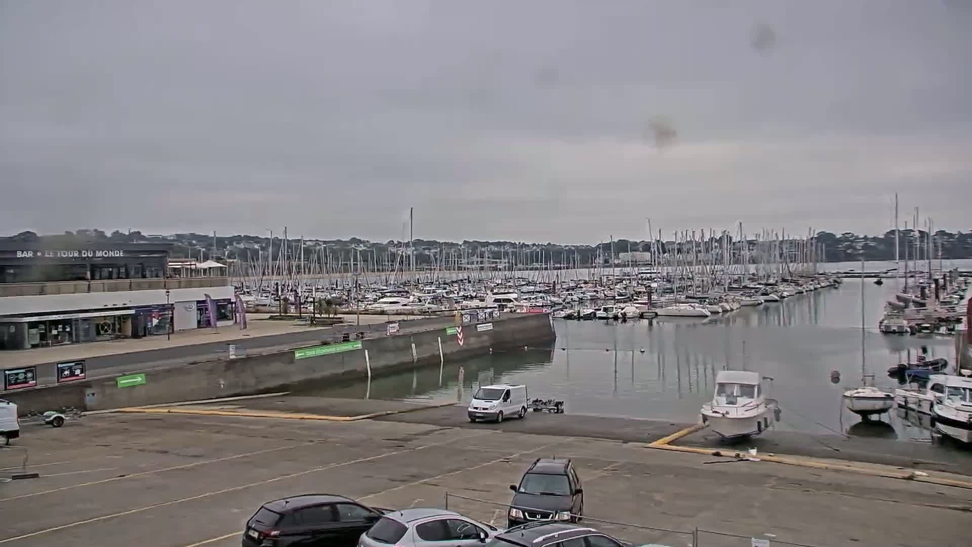 Guipavas, Marina du Moulin Blanc Marina Live Cam - Brest, Finistère, Bretagne, France