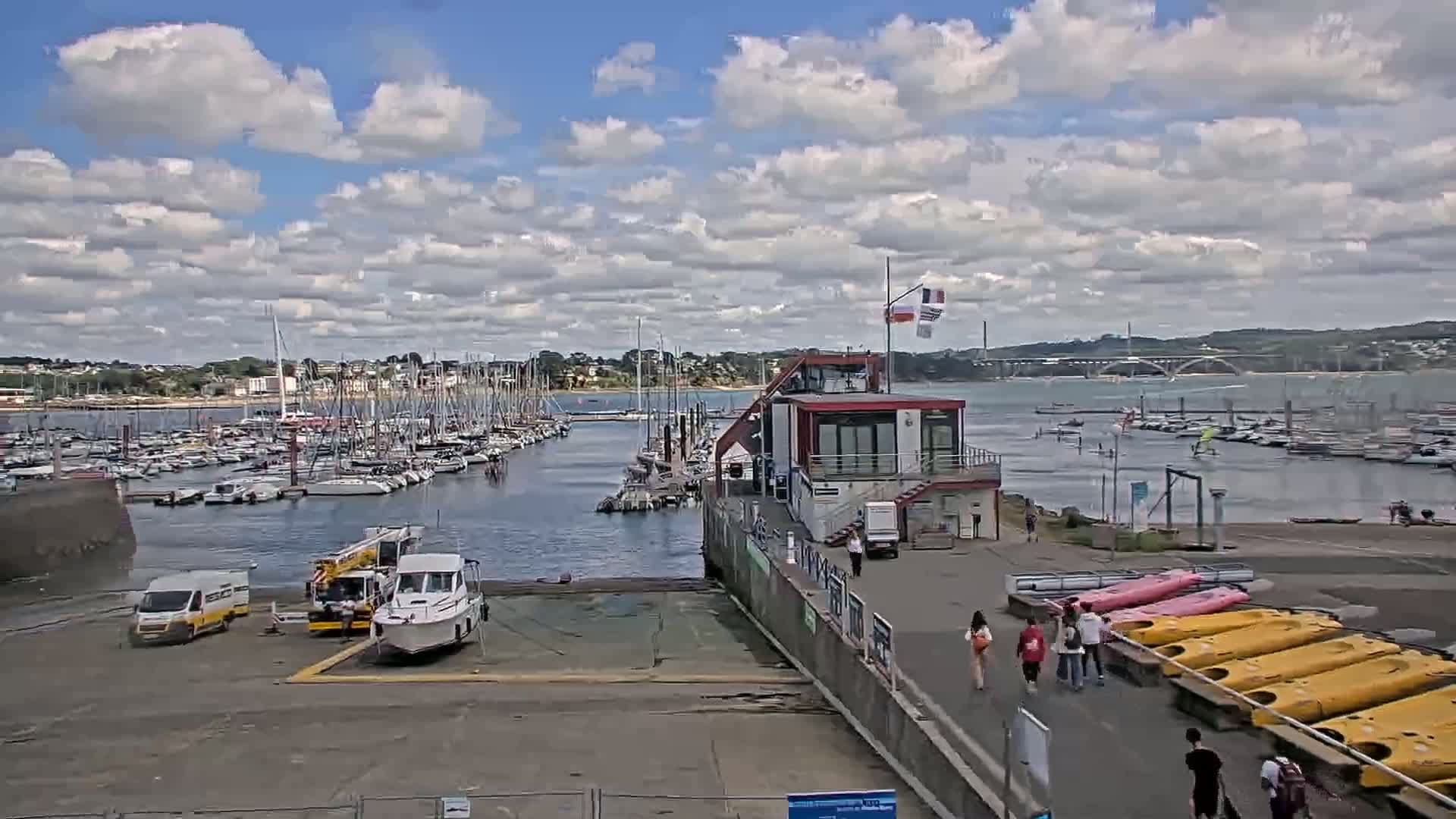 Guipavas, Marina du Moulin Blanc Marina Live Cam - Brest, Finistère, Bretagne, France