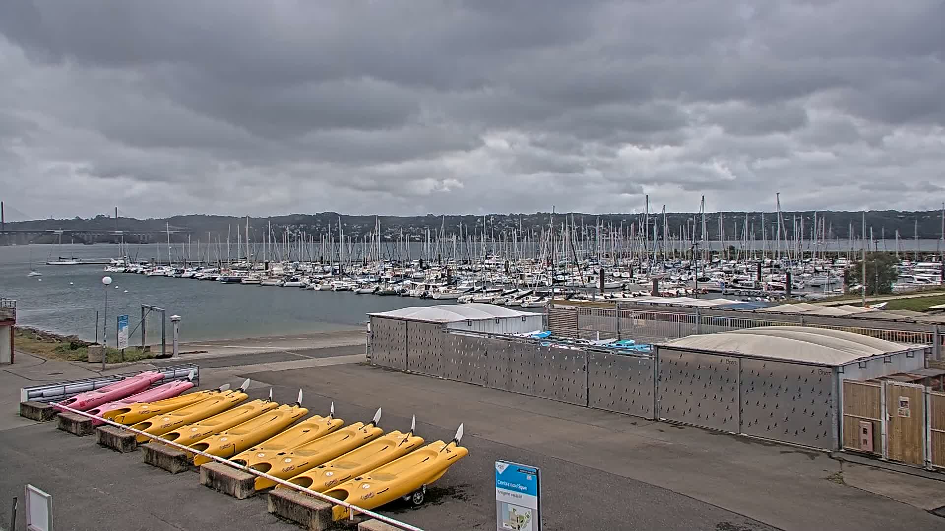 Guipavas, Marina du Moulin Blanc Marina Live Cam - Brest, Finistère, Bretagne, France