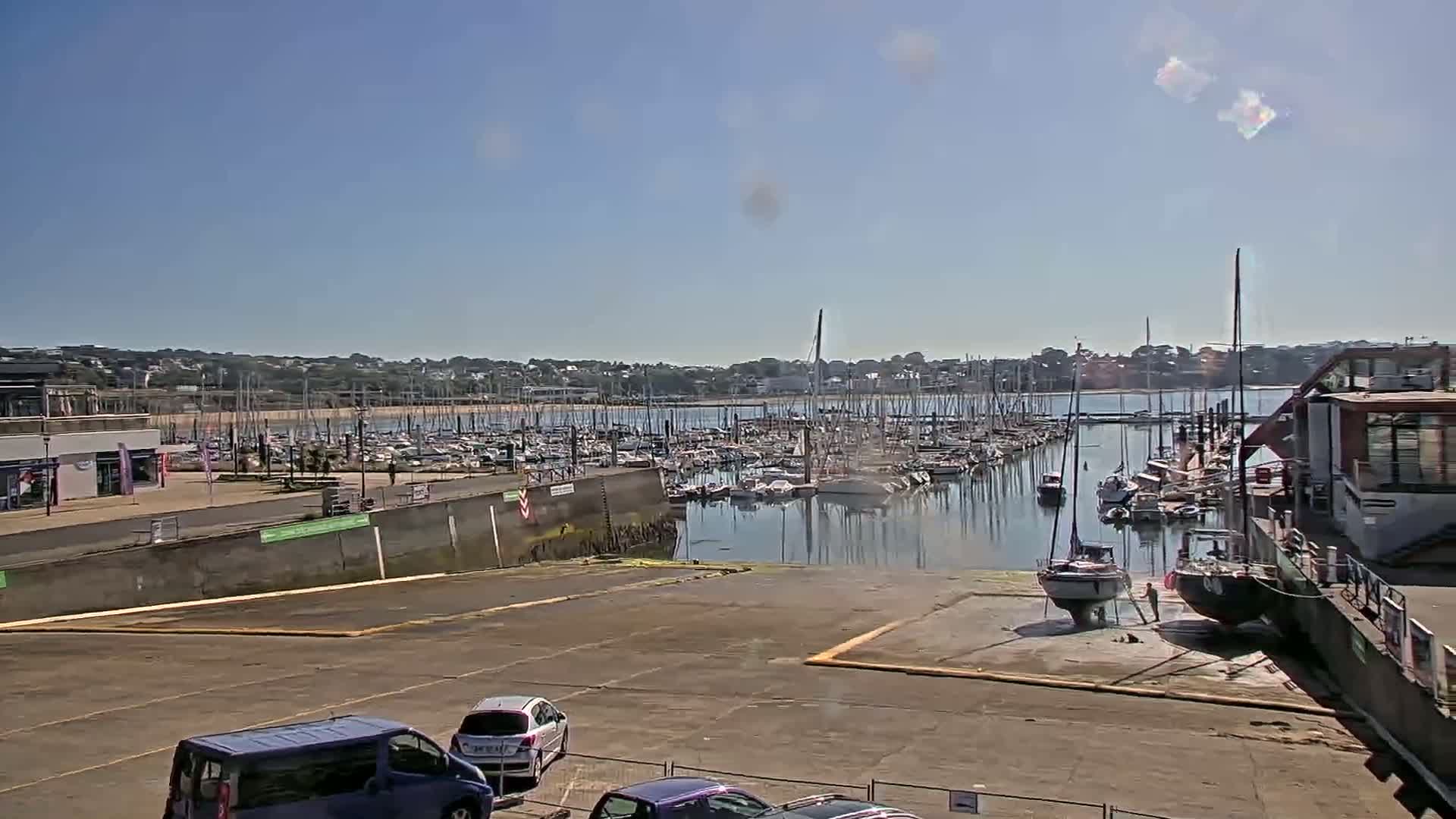 Guipavas, Marina du Moulin Blanc Marina Live Cam - Brest, Finistère, Bretagne, France
