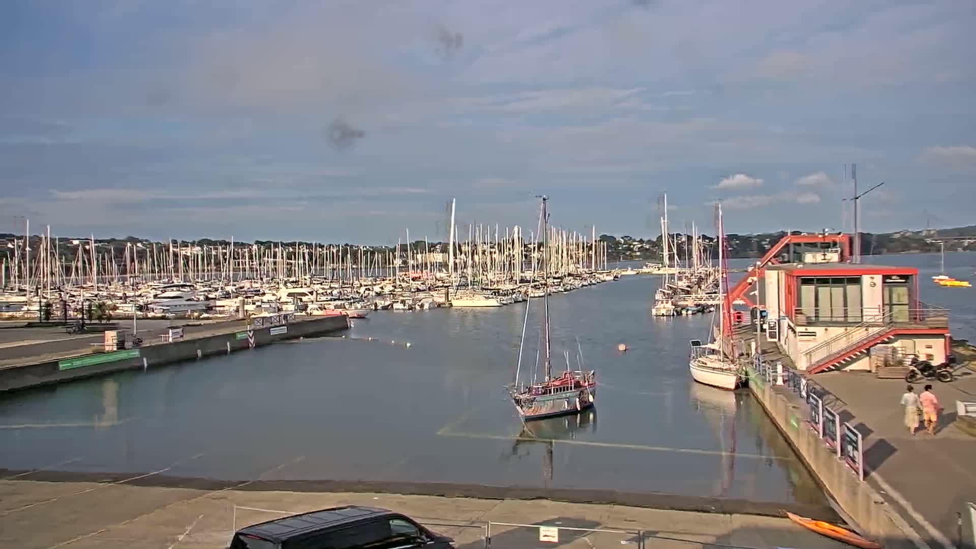 Guipavas, Marina du Moulin Blanc Marina Live Cam - Brest, Finistère, Bretagne, France