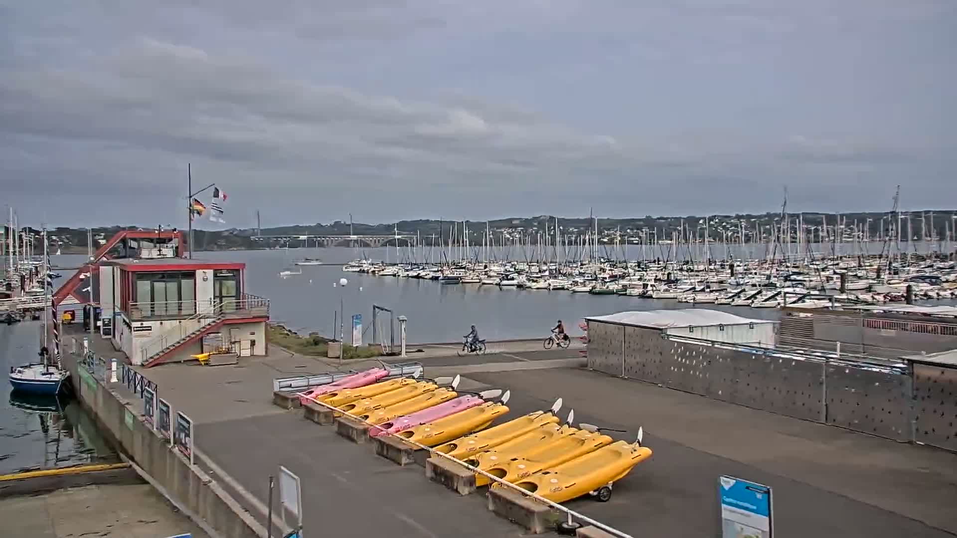 Guipavas, Marina du Moulin Blanc Marina Live Cam - Brest, Finistère, Bretagne, France