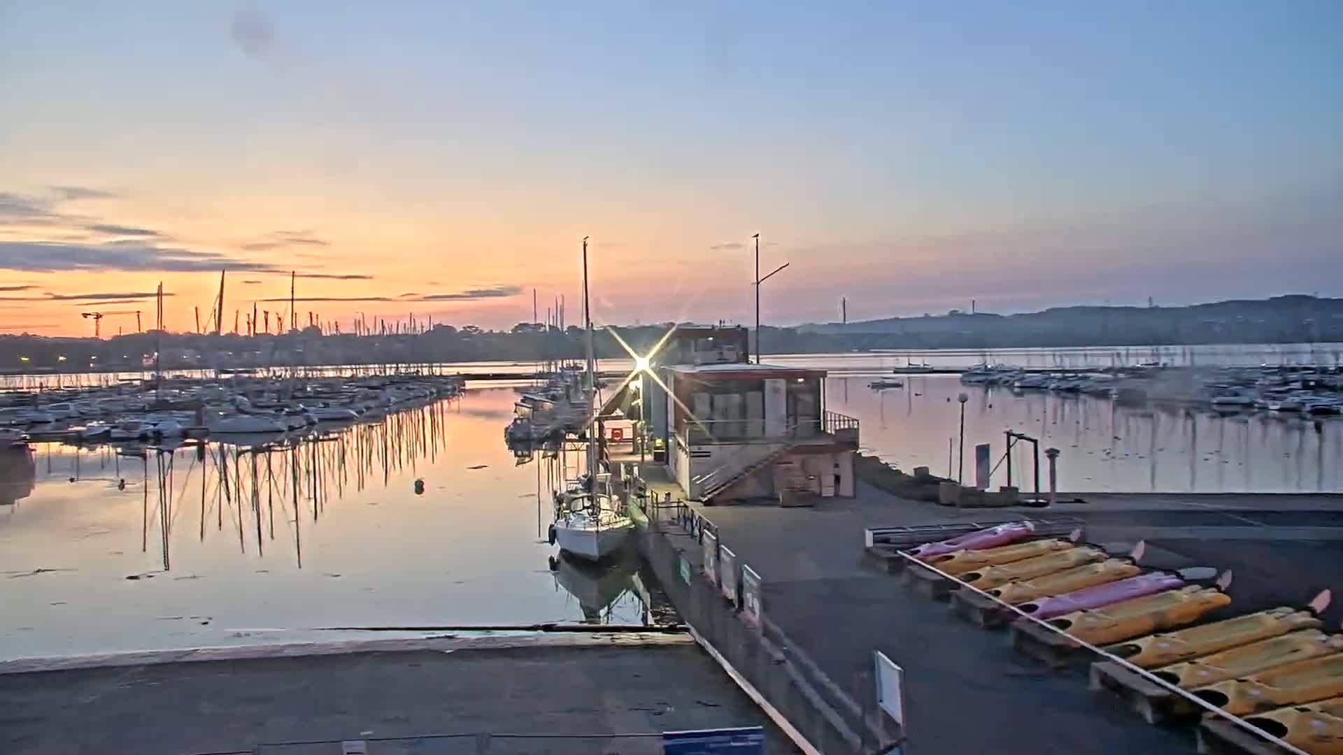 Guipavas, Marina du Moulin Blanc Marina Live Cam - Brest, Finistère, Bretagne, France