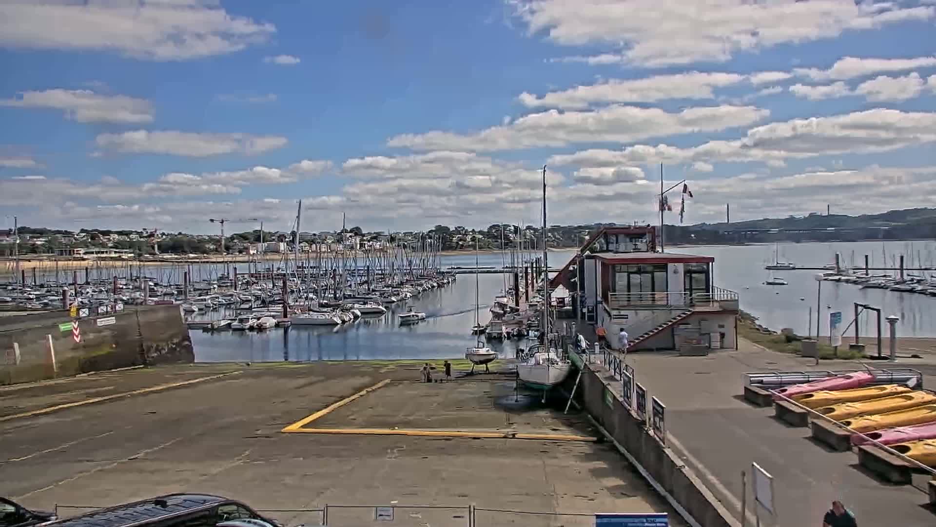 Guipavas, Marina du Moulin Blanc Marina Live Cam - Brest, Finistère, Bretagne, France