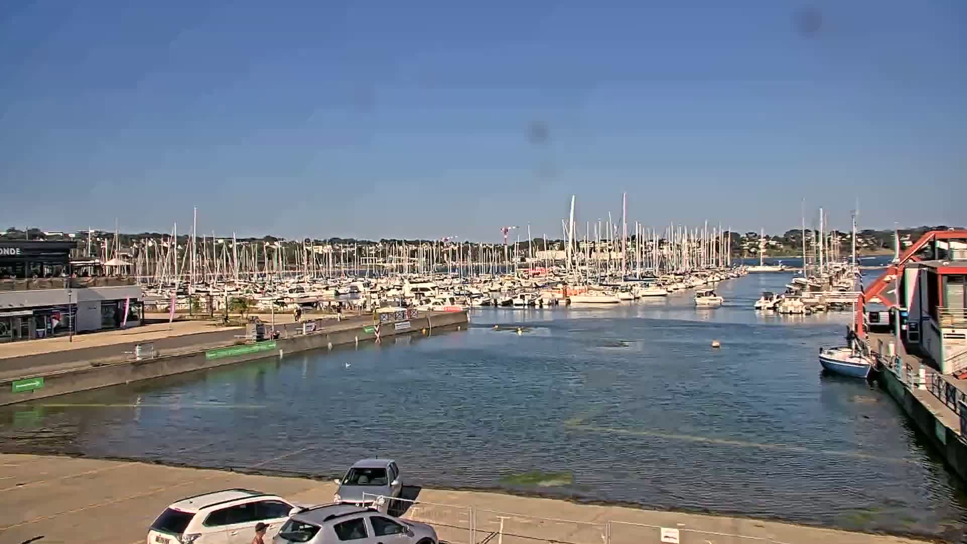 Guipavas, Marina du Moulin Blanc Marina Live Cam - Brest, Finistère, Bretagne, France