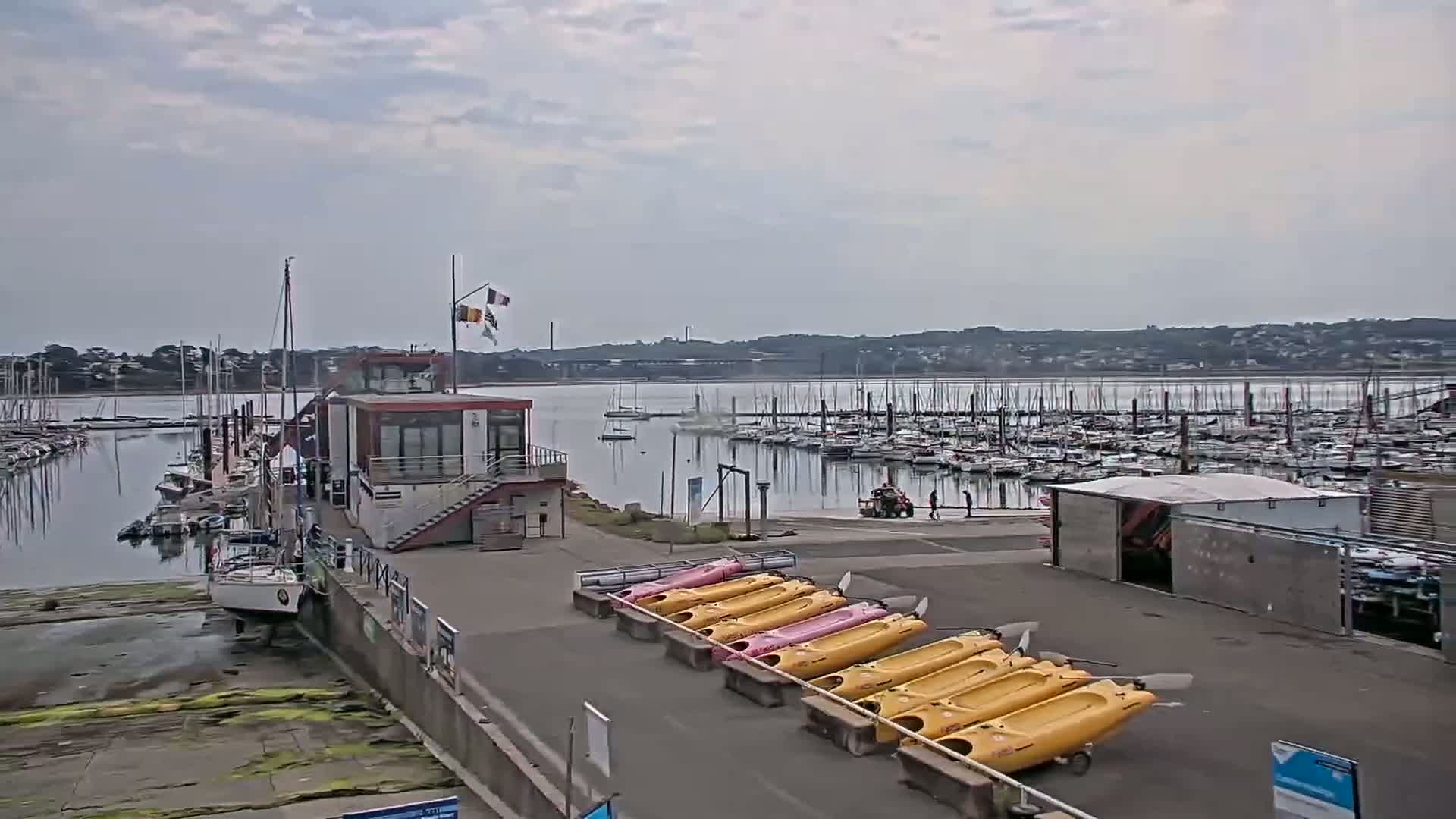 Guipavas, Marina du Moulin Blanc Marina Live Cam - Brest, Finistère, Bretagne, France