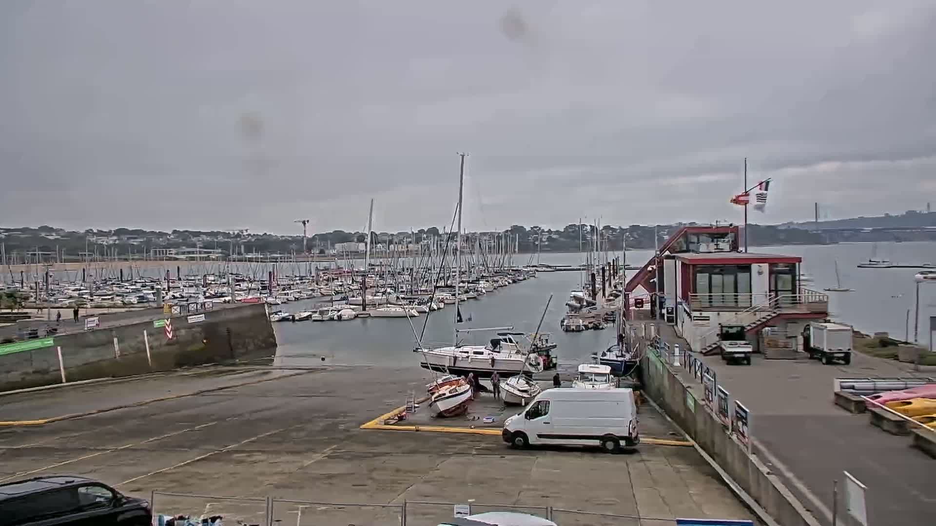 Guipavas, Marina du Moulin Blanc Marina Live Cam - Brest, Finistère, Bretagne, France