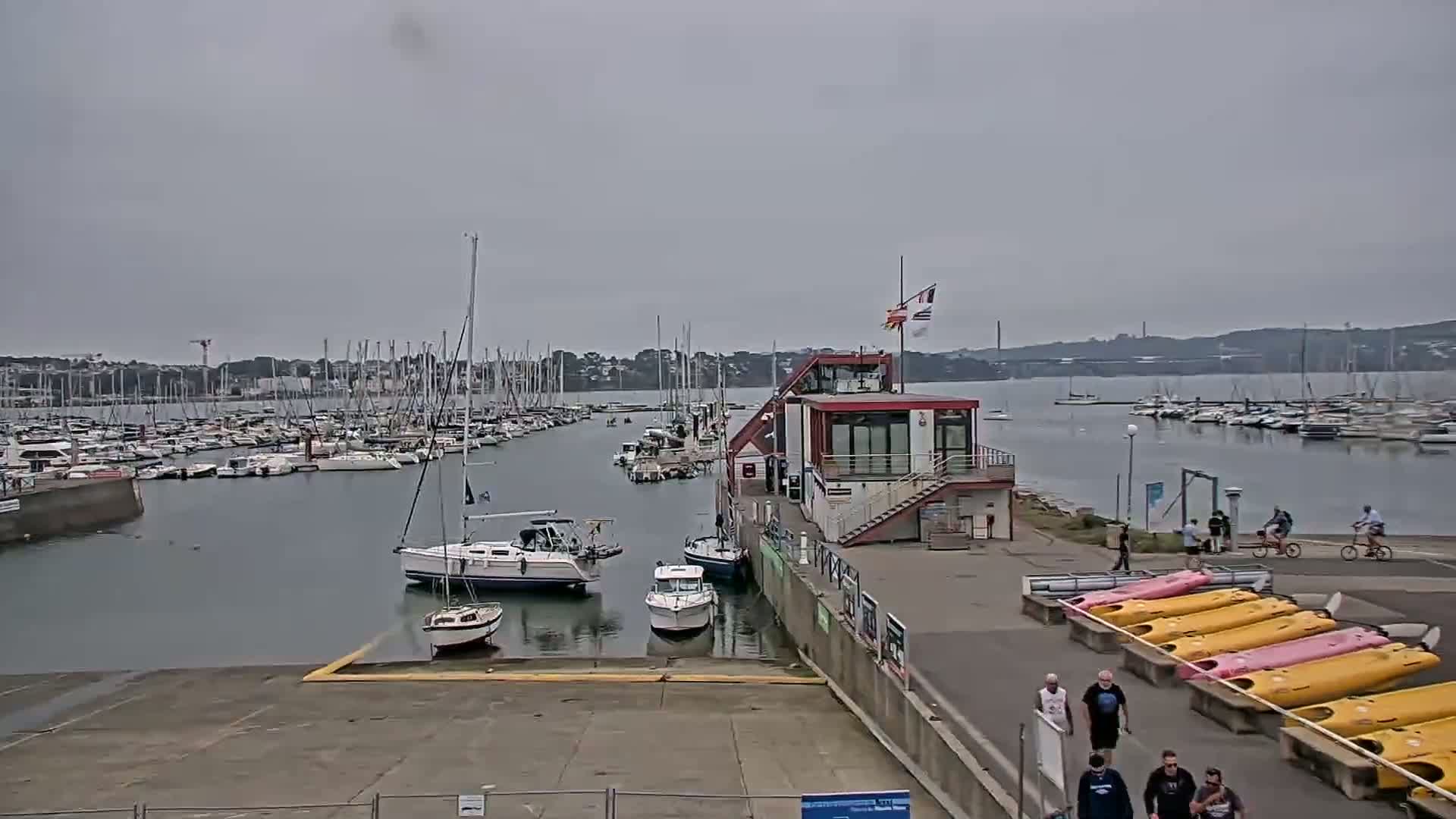 Guipavas, Marina du Moulin Blanc Marina Live Cam - Brest, Finistère, Bretagne, France
