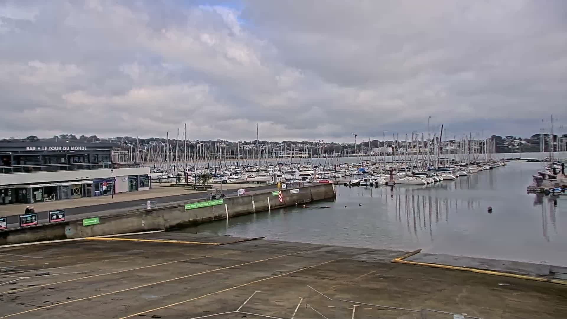 Guipavas, Marina du Moulin Blanc Marina Live Cam - Brest, Finistère, Bretagne, France