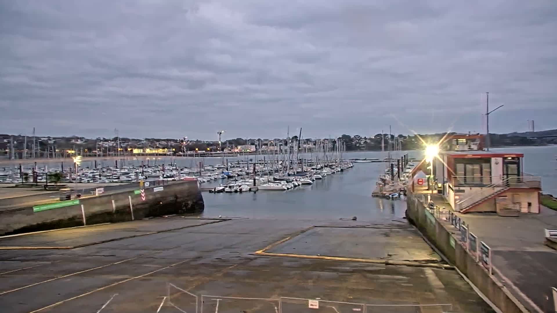 Guipavas, Marina du Moulin Blanc Marina Live Cam - Brest, Finistère, Bretagne, France