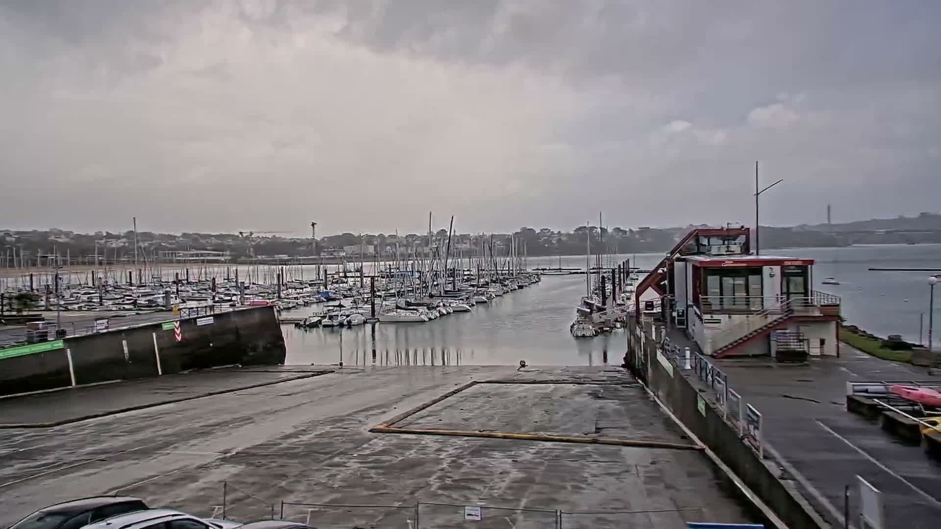 Guipavas, Marina du Moulin Blanc Marina Live Cam - Brest, Finistère, Bretagne, France