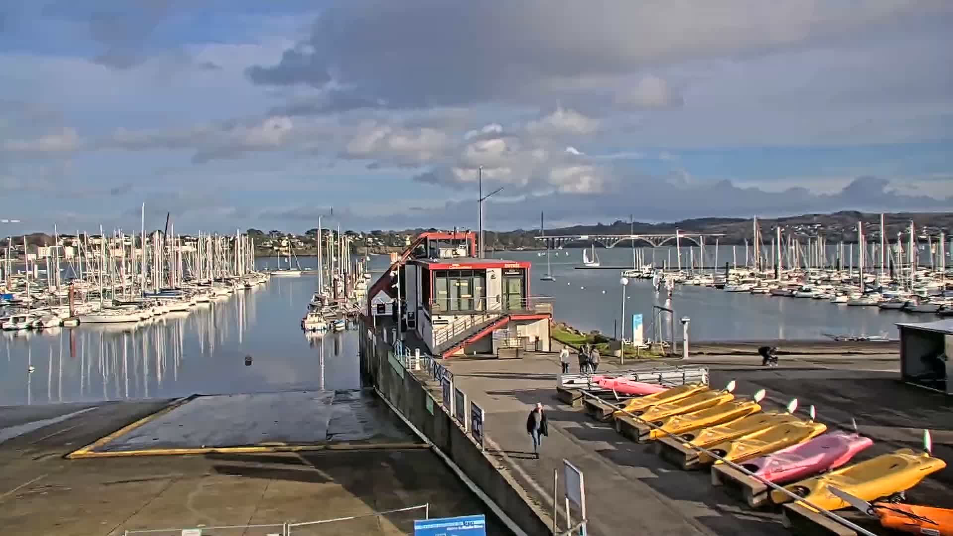 Guipavas, Marina du Moulin Blanc Marina Live Cam - Brest, Finistère, Bretagne, France