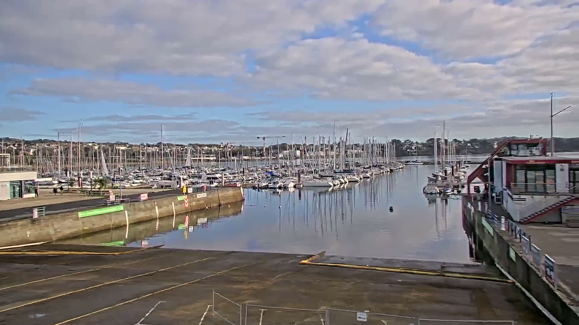 Guipavas, Marina du Moulin Blanc Marina Live Cam - Brest, Finistère, Bretagne, France