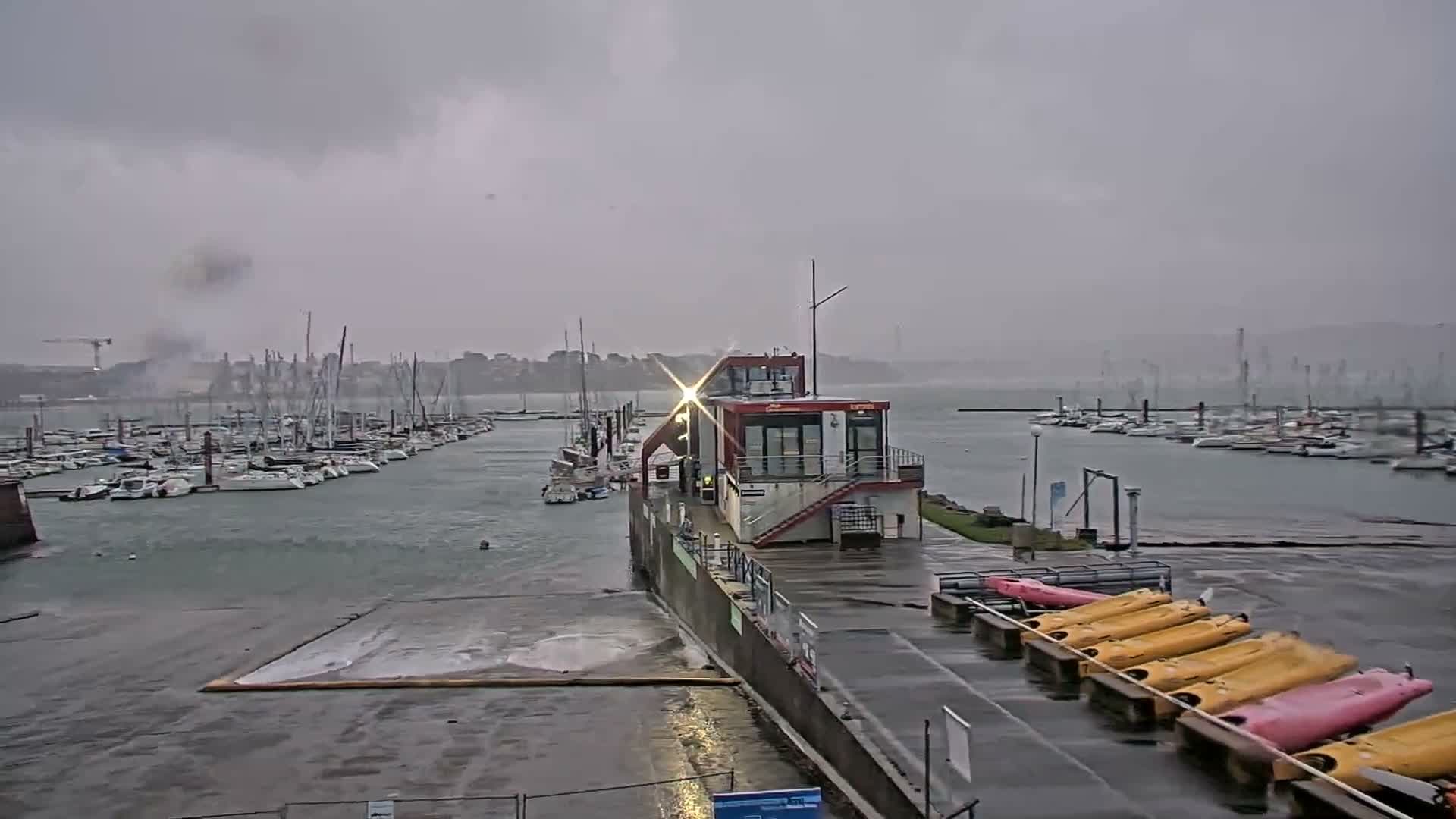 Guipavas, Marina du Moulin Blanc Marina Live Cam - Brest, Finistère, Bretagne, France