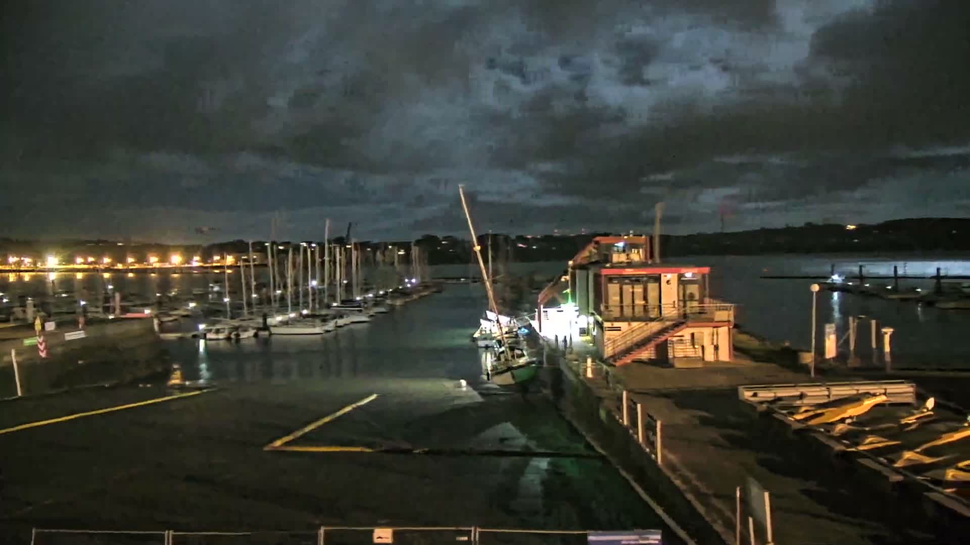 Guipavas, Marina du Moulin Blanc Marina Live Cam - Brest, Finistère, Bretagne, France