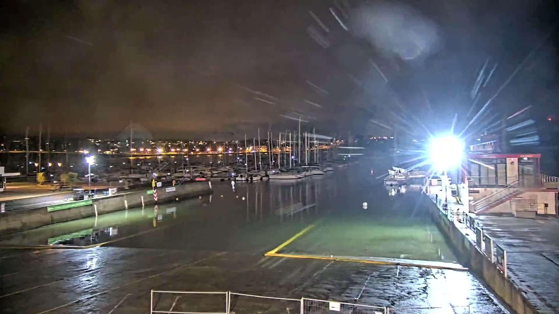 Guipavas, Marina du Moulin Blanc Marina Live Cam - Brest, Finistère, Bretagne, France