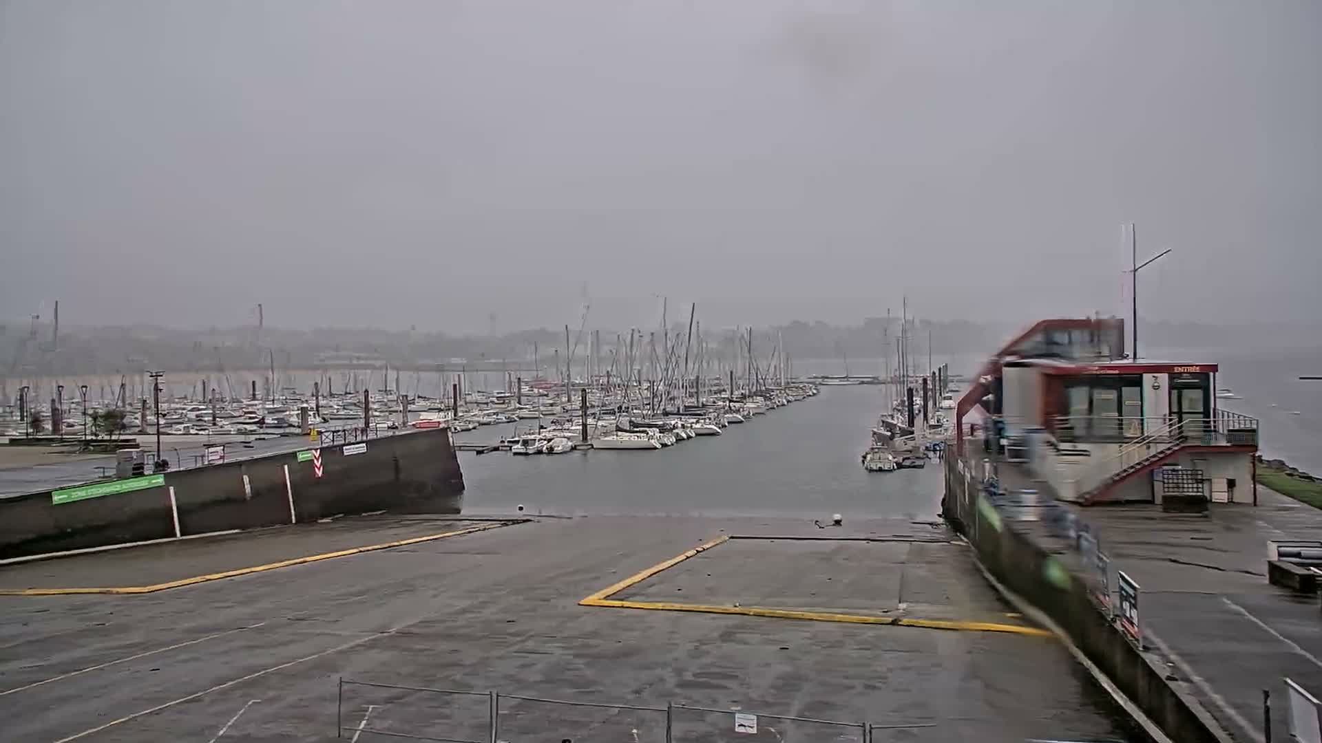 Guipavas, Marina du Moulin Blanc Marina Live Cam - Brest, Finistère, Bretagne, France