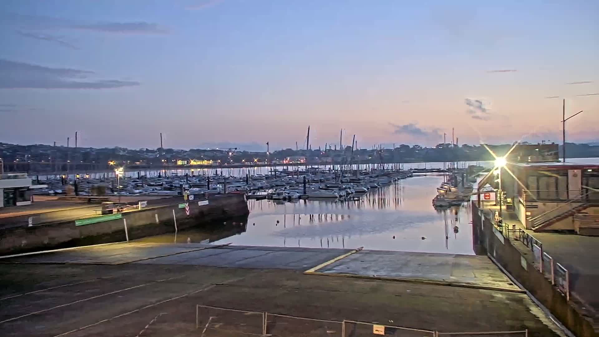 Guipavas, Marina du Moulin Blanc Marina Live Cam - Brest, Finistère, Bretagne, France