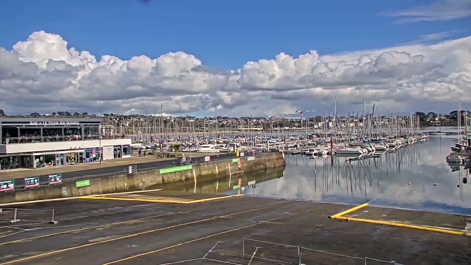 Guipavas, Marina du Moulin Blanc Marina Live Cam - Brest, Finistère, Bretagne, France
