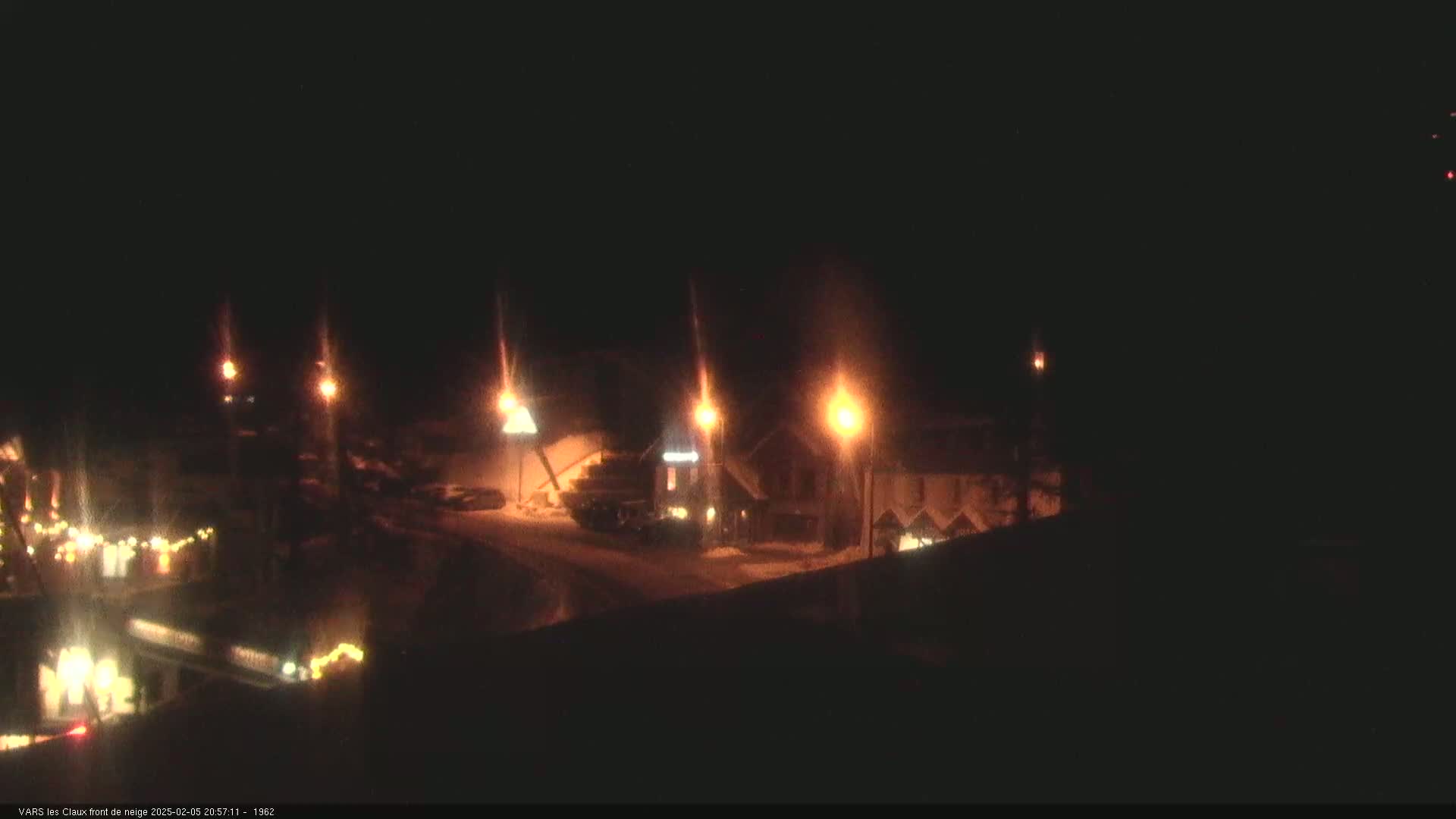 Vars (Hautes Alpes) Ski Village & Ski Slopes Live Cam -  Briançon, Hautes-Alpes, Provence-Alpes-Côte d’Azur