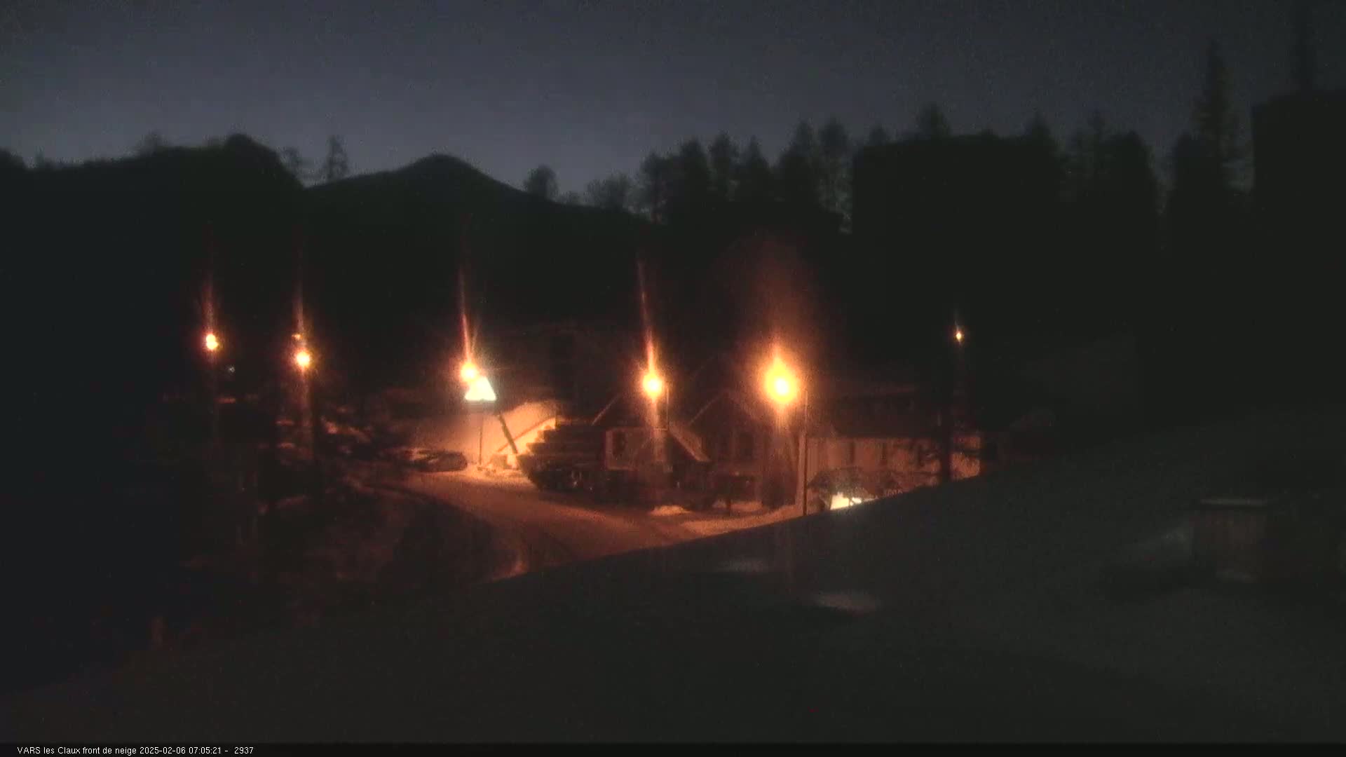 Vars (Hautes Alpes) Ski Village & Ski Slopes Live Cam -  Briançon, Hautes-Alpes, Provence-Alpes-Côte d’Azur