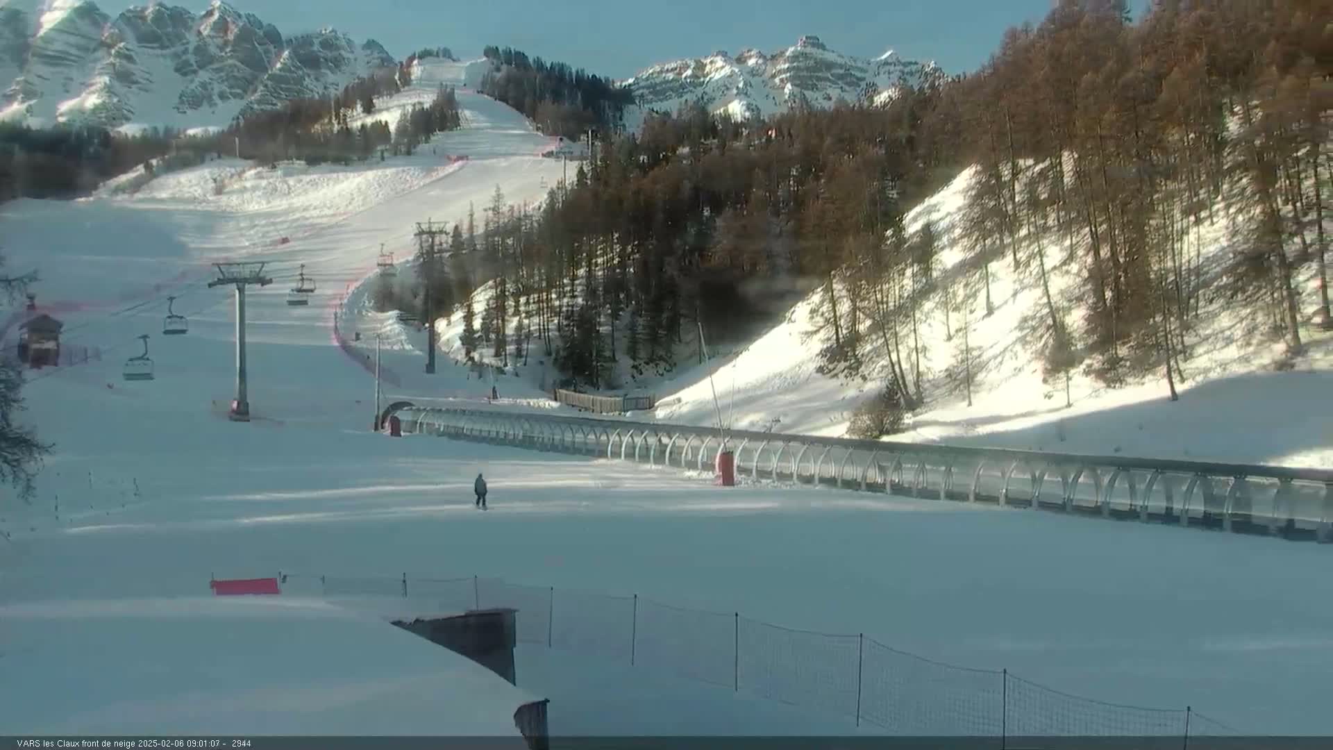 Vars (Hautes Alpes) Ski Village & Ski Slopes Live Cam -  Briançon, Hautes-Alpes, Provence-Alpes-Côte d’Azur
