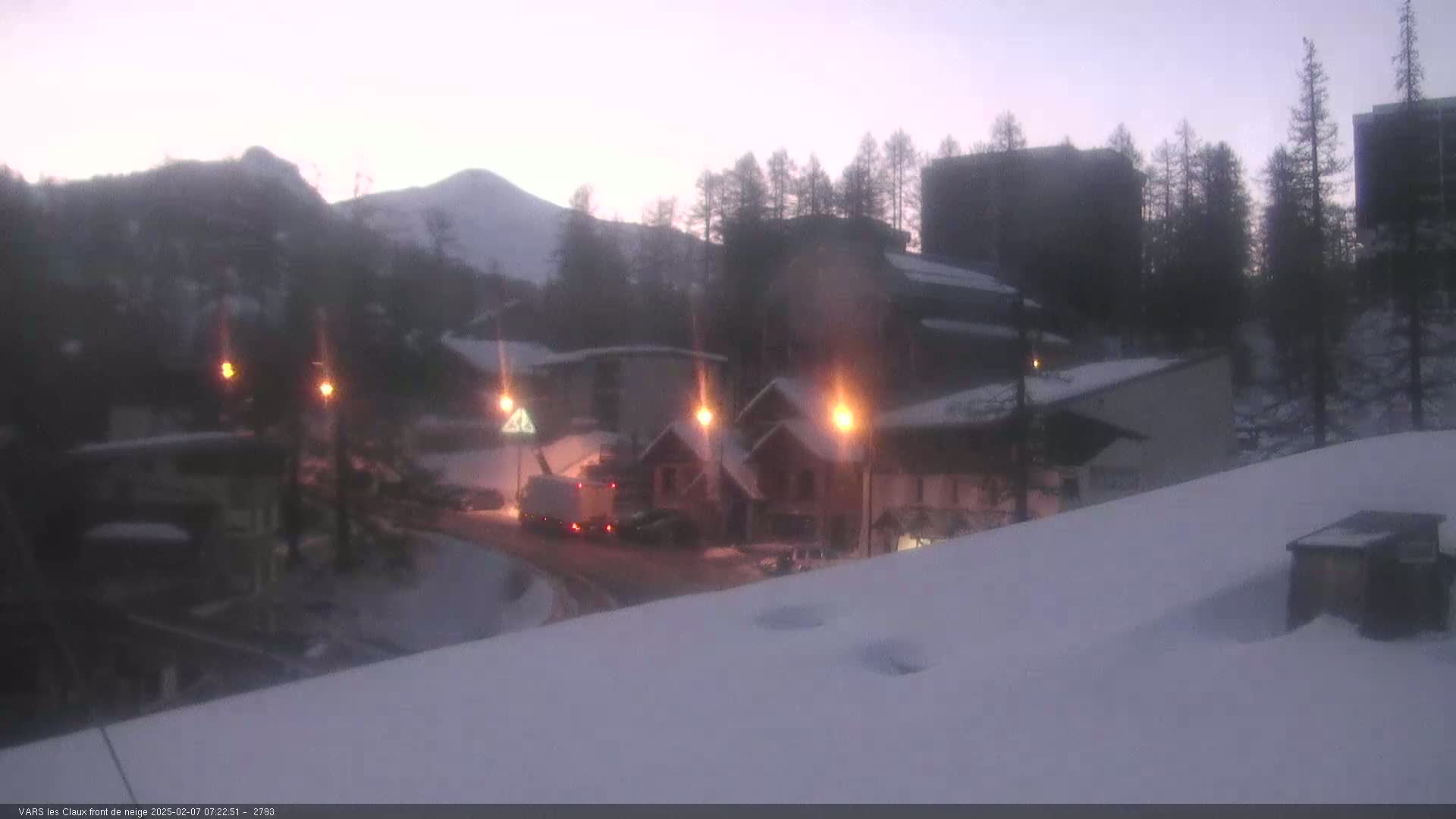 Vars (Hautes Alpes) Ski Village & Ski Slopes Live Cam -  Briançon, Hautes-Alpes, Provence-Alpes-Côte d’Azur