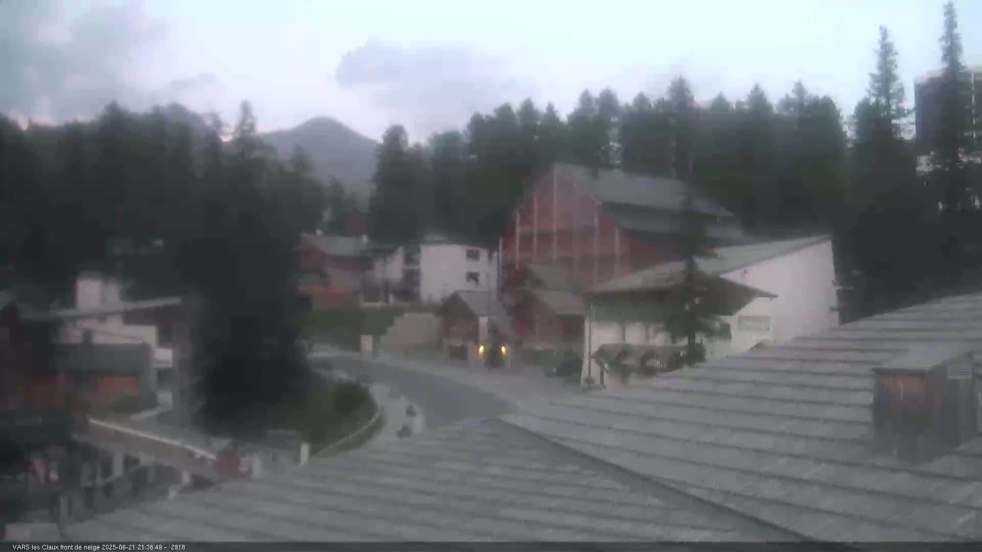Vars (Hautes Alpes) Ski Village & Ski Slopes Live Cam -  Briançon, Hautes-Alpes, Provence-Alpes-Côte d’Azur