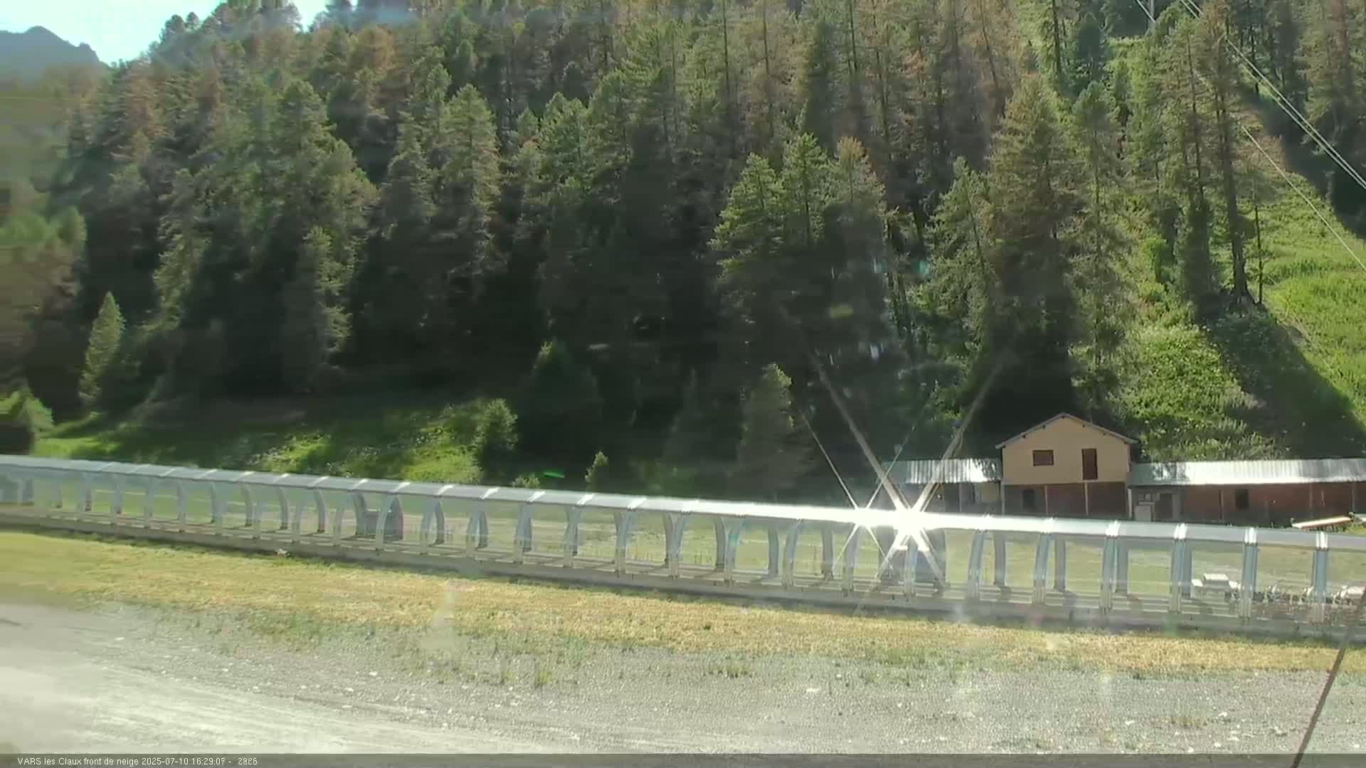 Vars (Hautes Alpes) Ski Village & Ski Slopes Live Cam -  Briançon, Hautes-Alpes, Provence-Alpes-Côte d’Azur