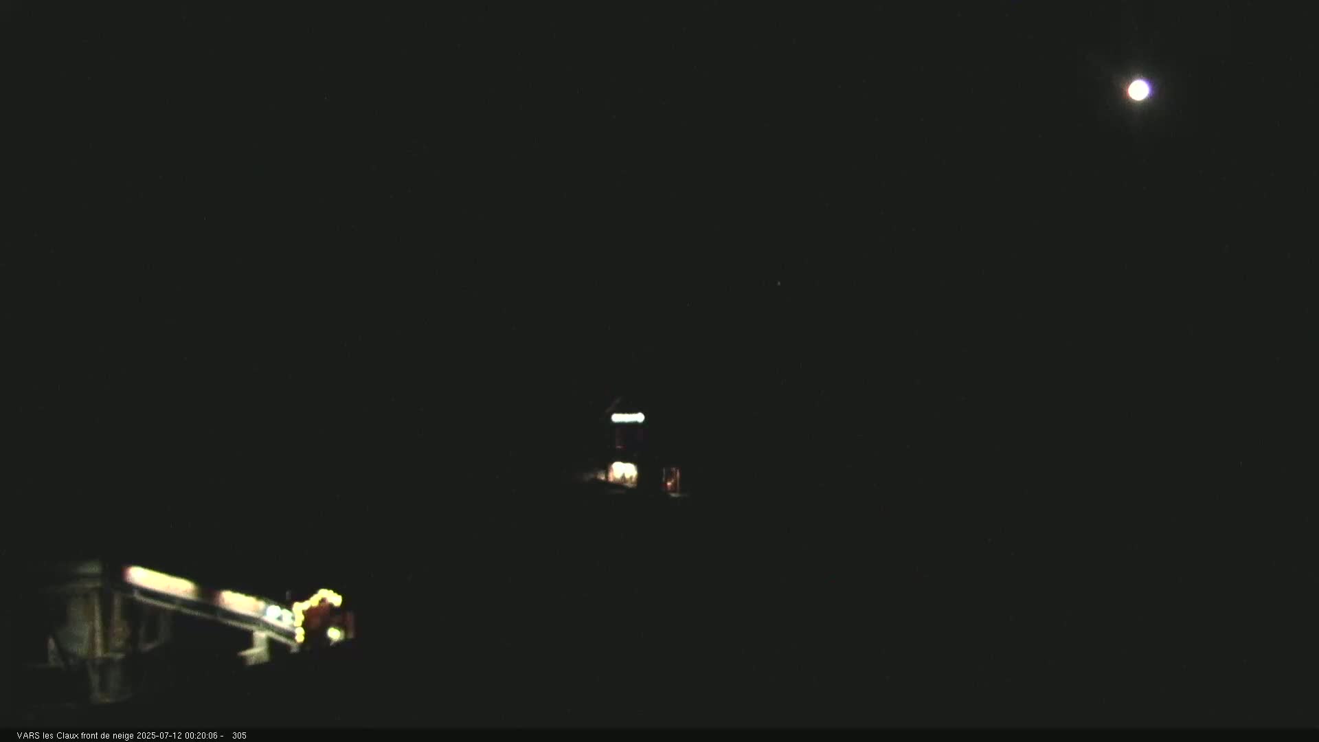 Vars (Hautes Alpes) Ski Village & Ski Slopes Live Cam -  Briançon, Hautes-Alpes, Provence-Alpes-Côte d’Azur