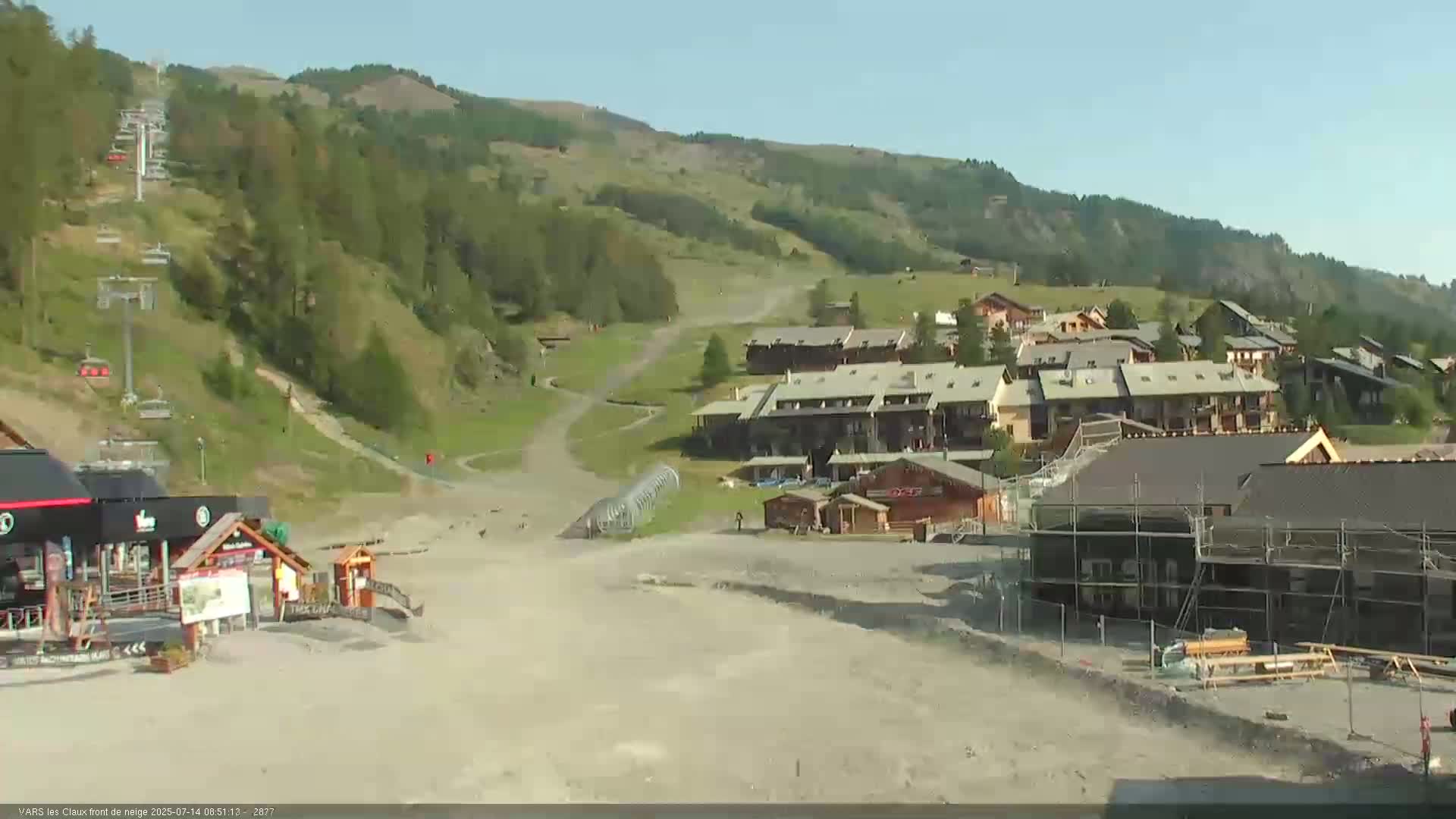 Vars (Hautes Alpes) Ski Village & Ski Slopes Live Cam -  Briançon, Hautes-Alpes, Provence-Alpes-Côte d’Azur