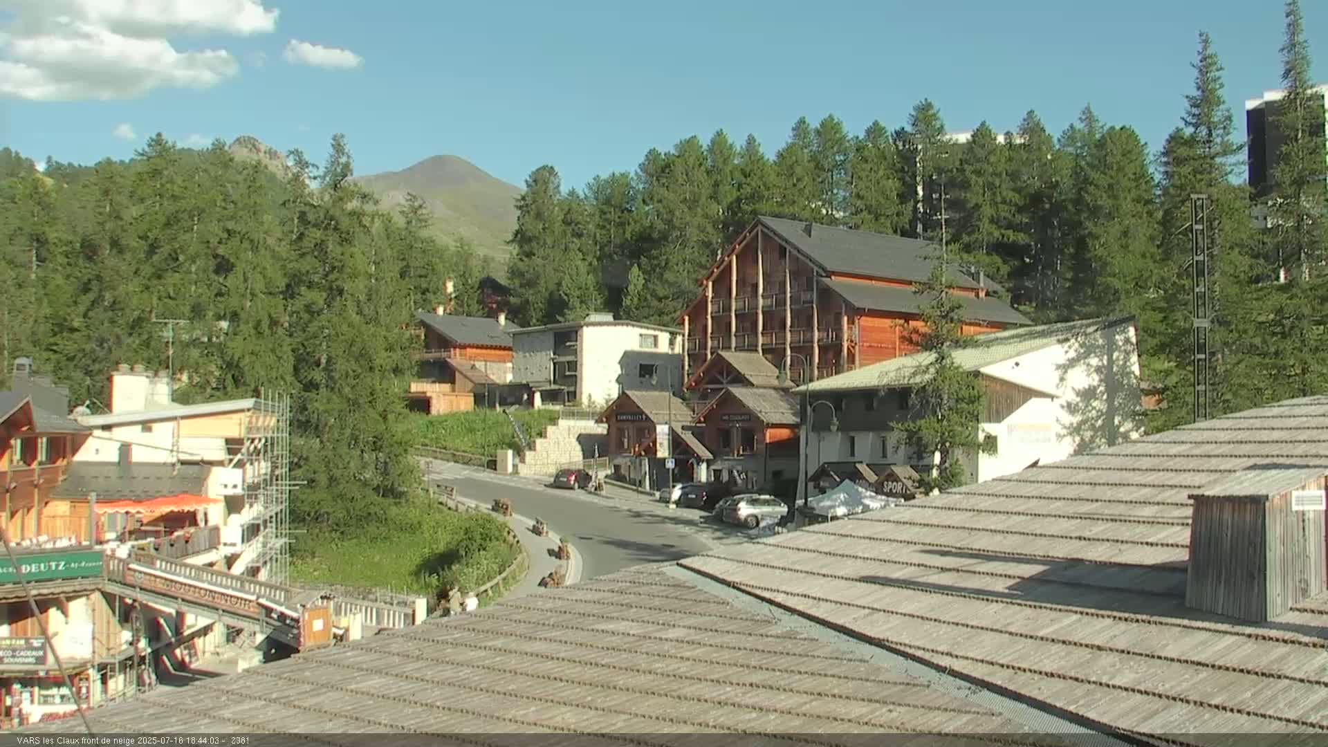 Vars (Hautes Alpes) Ski Village & Ski Slopes Live Cam -  Briançon, Hautes-Alpes, Provence-Alpes-Côte d’Azur
