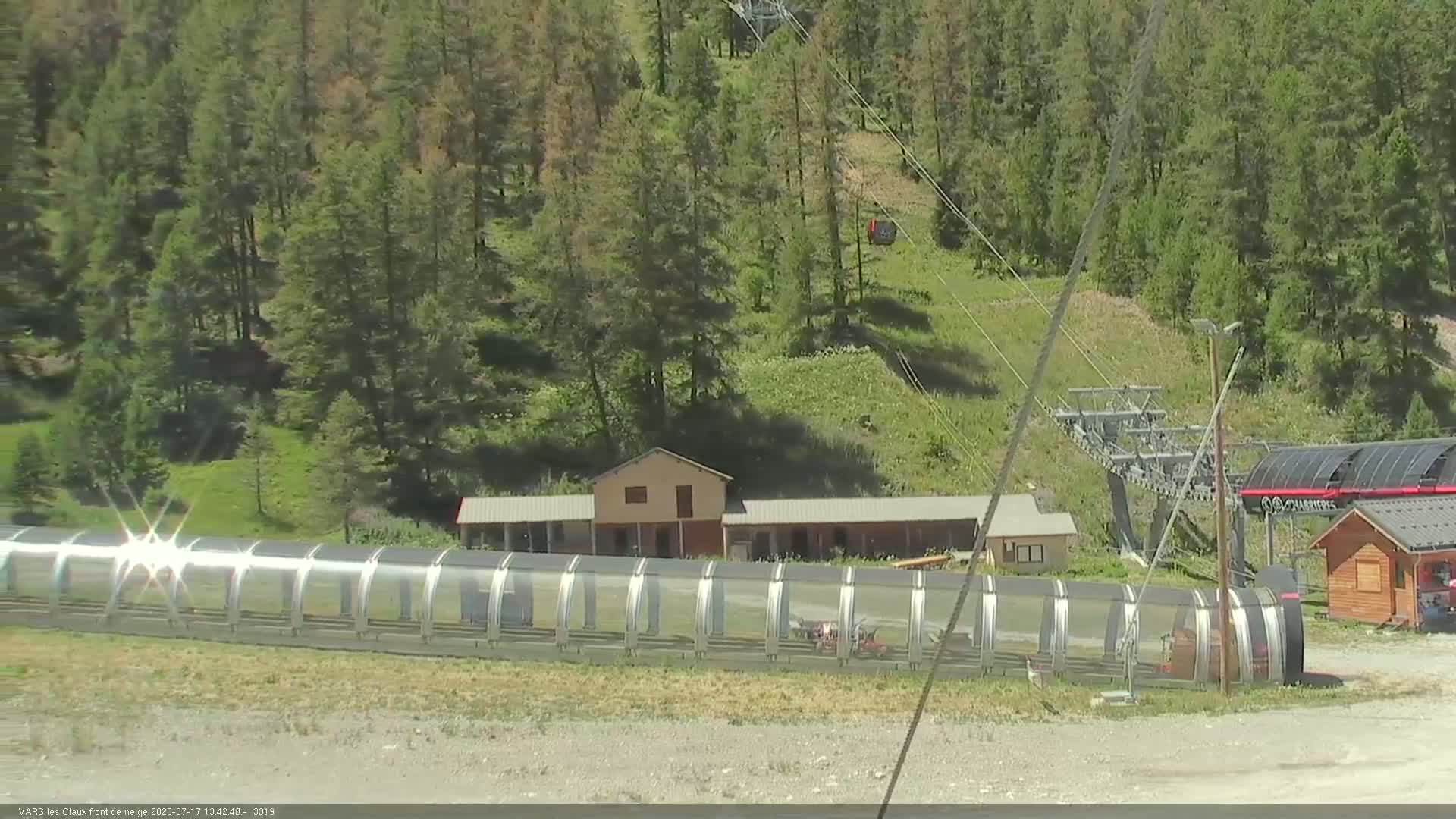 Vars (Hautes Alpes) Ski Village & Ski Slopes Live Cam -  Briançon, Hautes-Alpes, Provence-Alpes-Côte d’Azur
