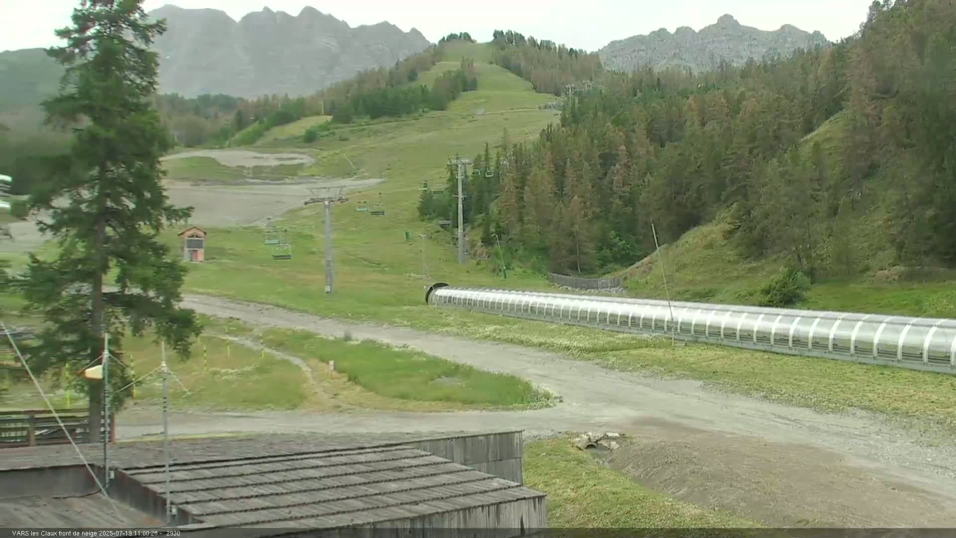 Vars (Hautes Alpes) Ski Village & Ski Slopes Live Cam -  Briançon, Hautes-Alpes, Provence-Alpes-Côte d’Azur