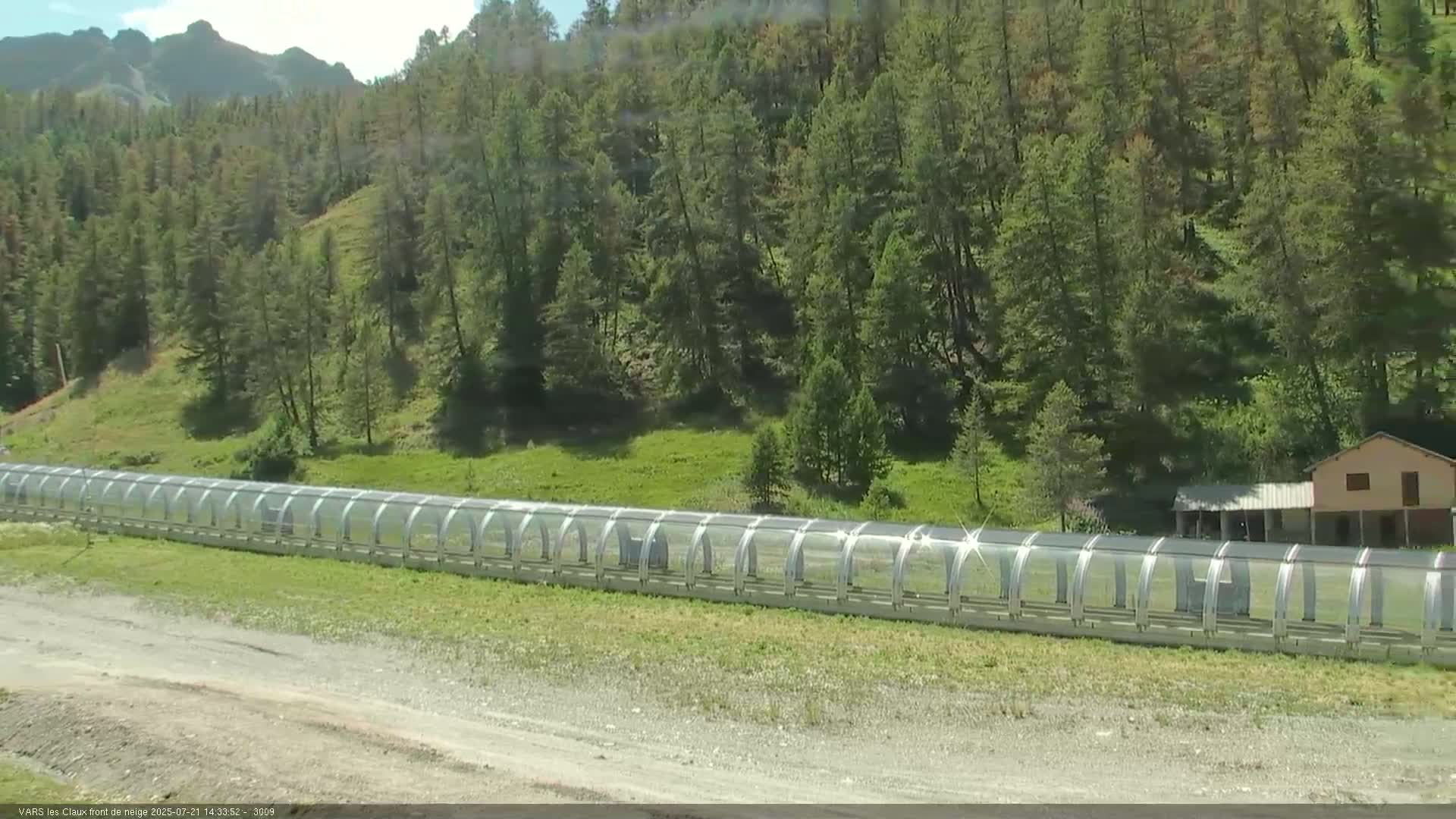Vars (Hautes Alpes) Ski Village & Ski Slopes Live Cam -  Briançon, Hautes-Alpes, Provence-Alpes-Côte d’Azur