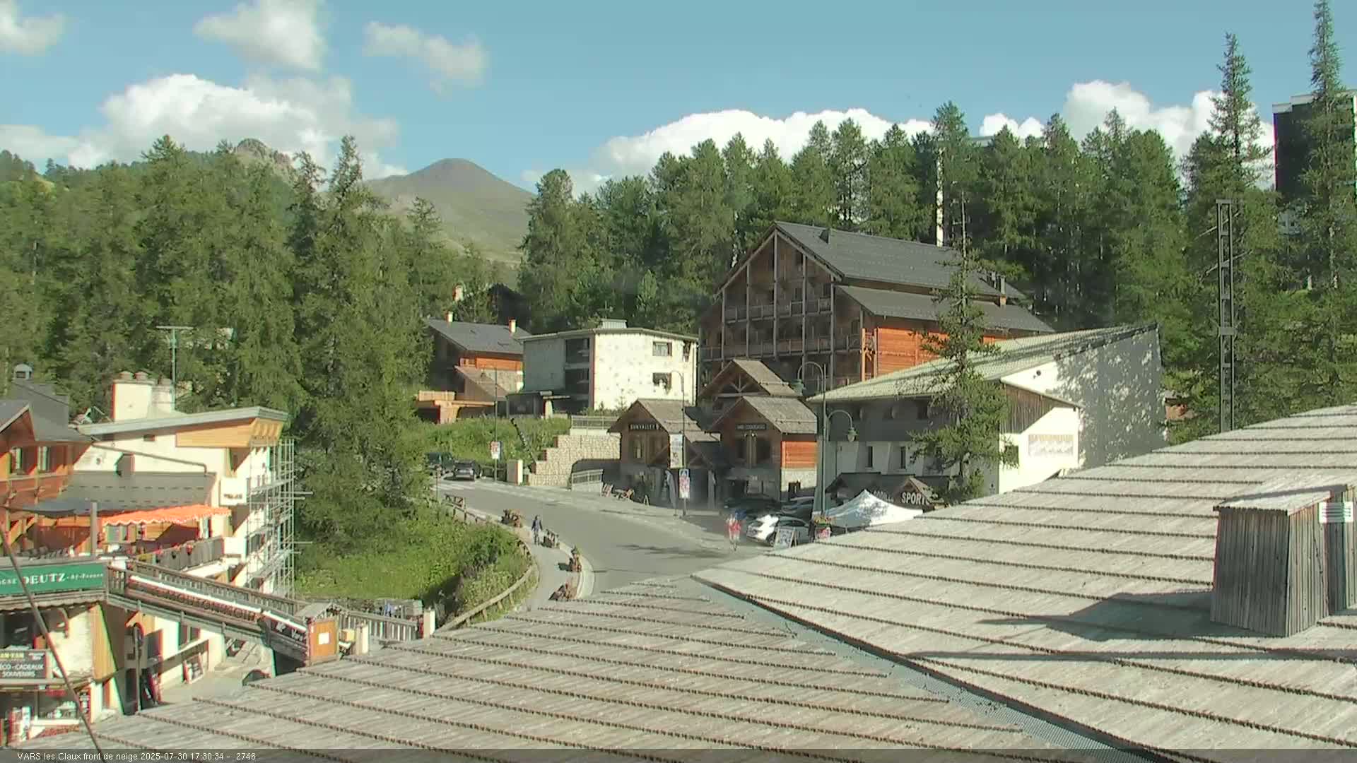 Vars (Hautes Alpes) Ski Village & Ski Slopes Live Cam -  Briançon, Hautes-Alpes, Provence-Alpes-Côte d’Azur