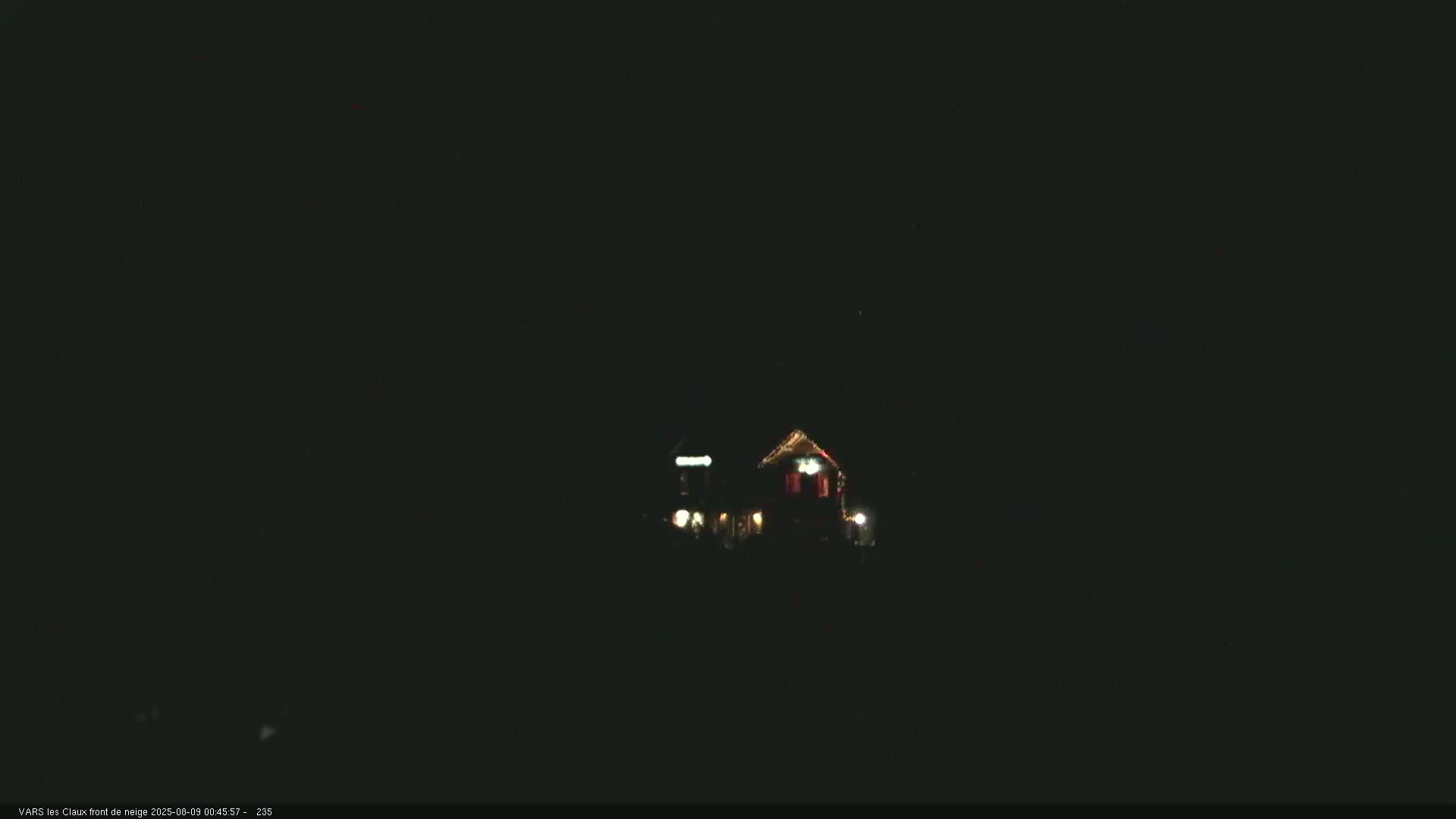 Vars (Hautes Alpes) Ski Village & Ski Slopes Live Cam -  Briançon, Hautes-Alpes, Provence-Alpes-Côte d’Azur
