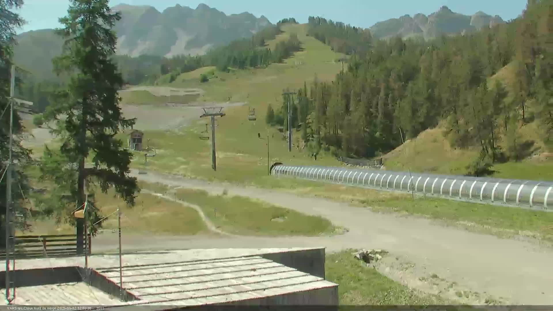 Vars (Hautes Alpes) Ski Village & Ski Slopes Live Cam -  Briançon, Hautes-Alpes, Provence-Alpes-Côte d’Azur