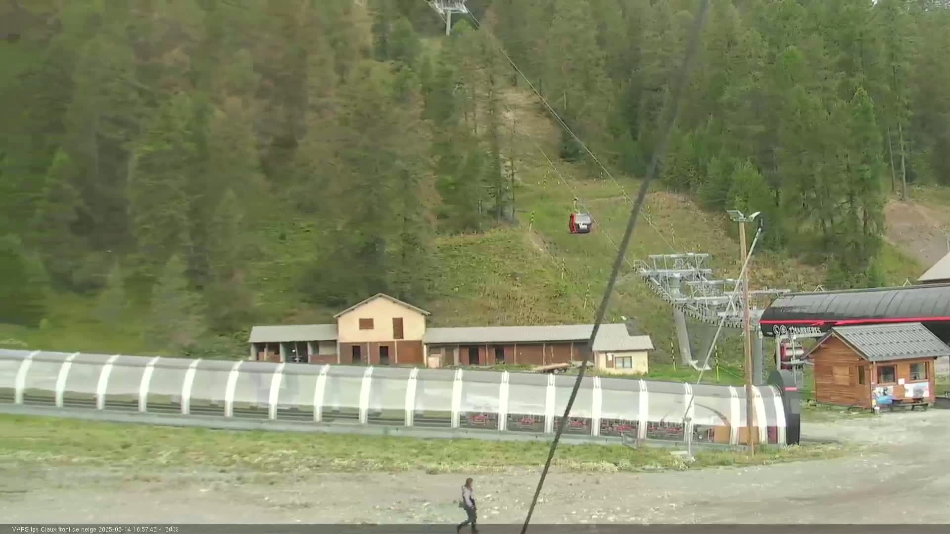 Vars (Hautes Alpes) Ski Village & Ski Slopes Live Cam -  Briançon, Hautes-Alpes, Provence-Alpes-Côte d’Azur